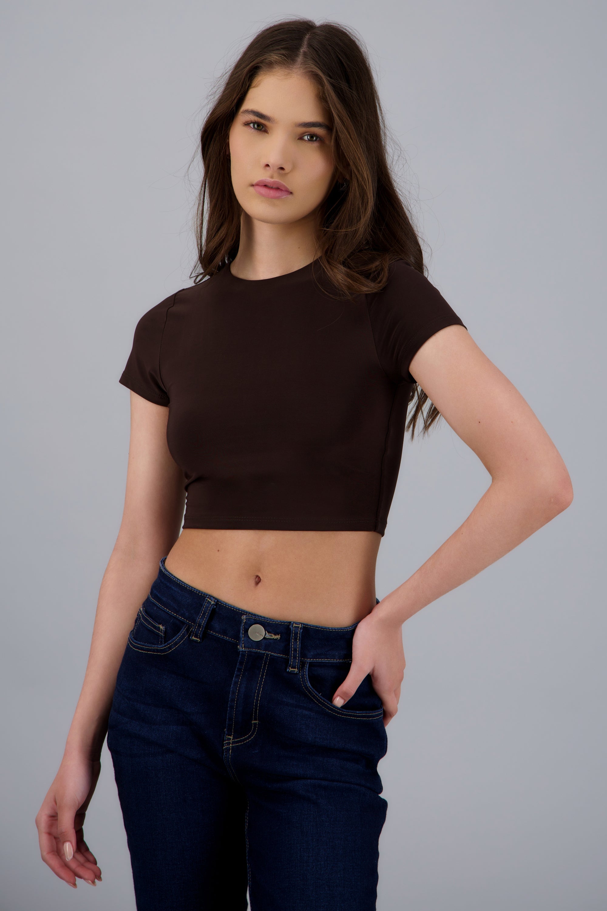 Top crop doble tela manga corta CAFE OBSCURO