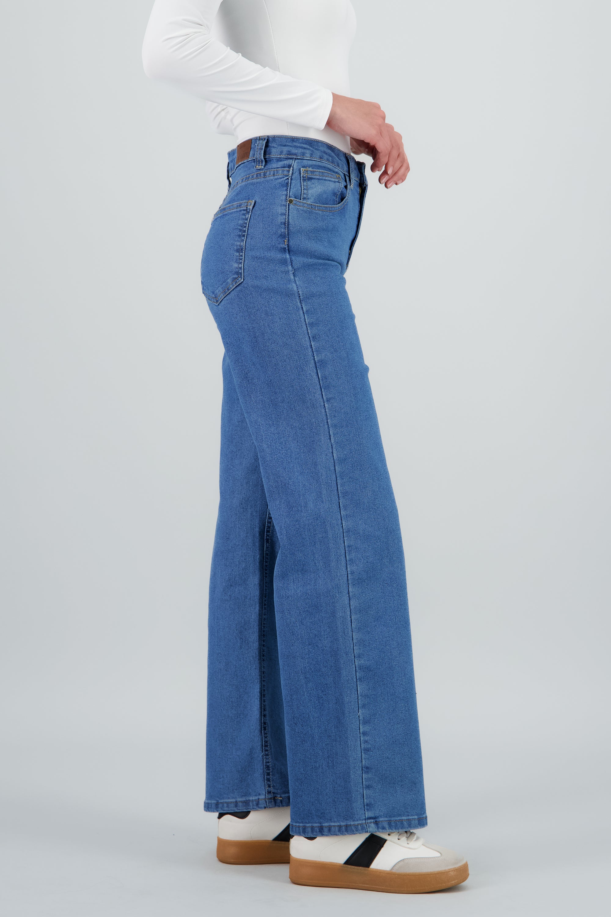 Jeans wide leg amplios STONE MEDIO