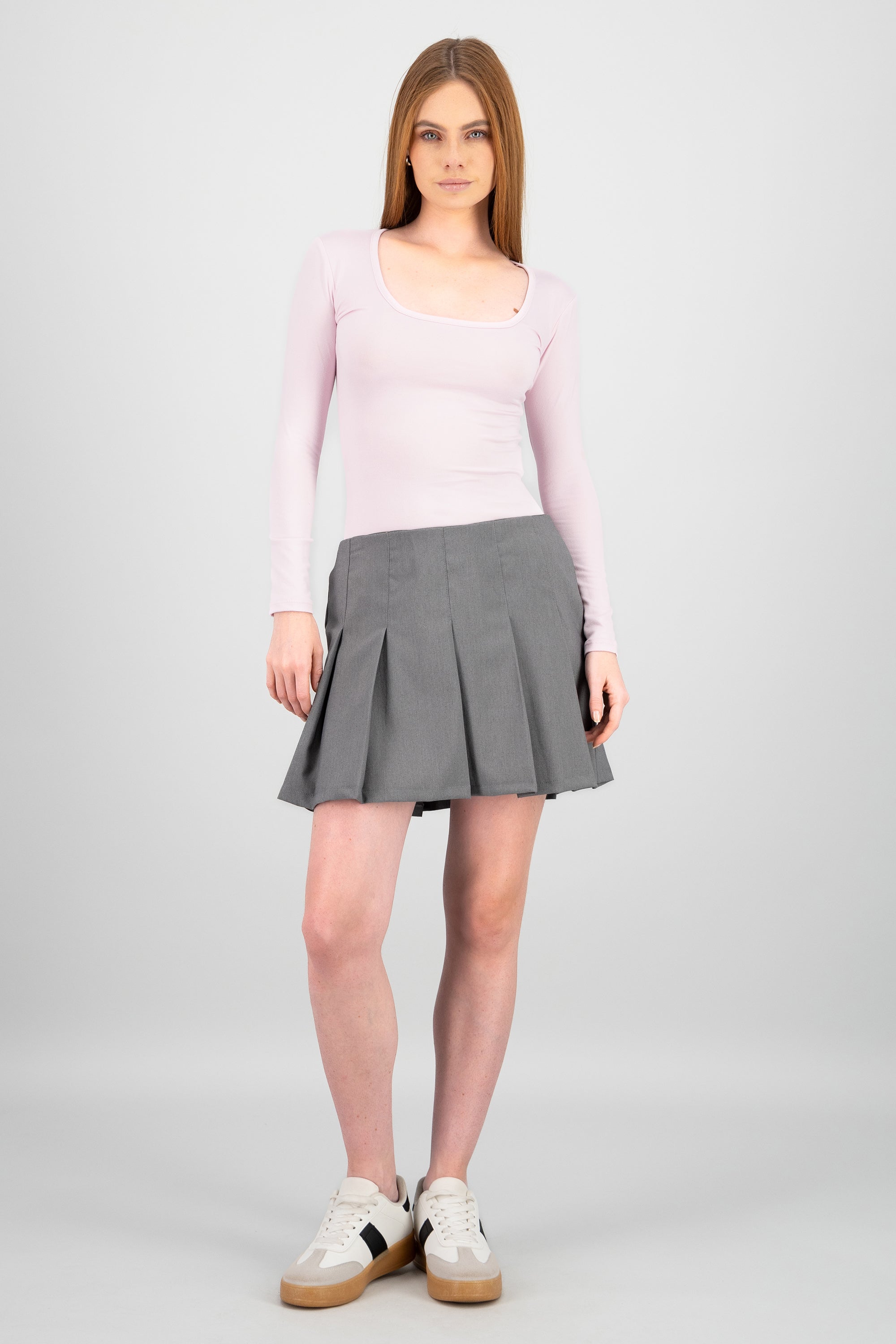 GRAY