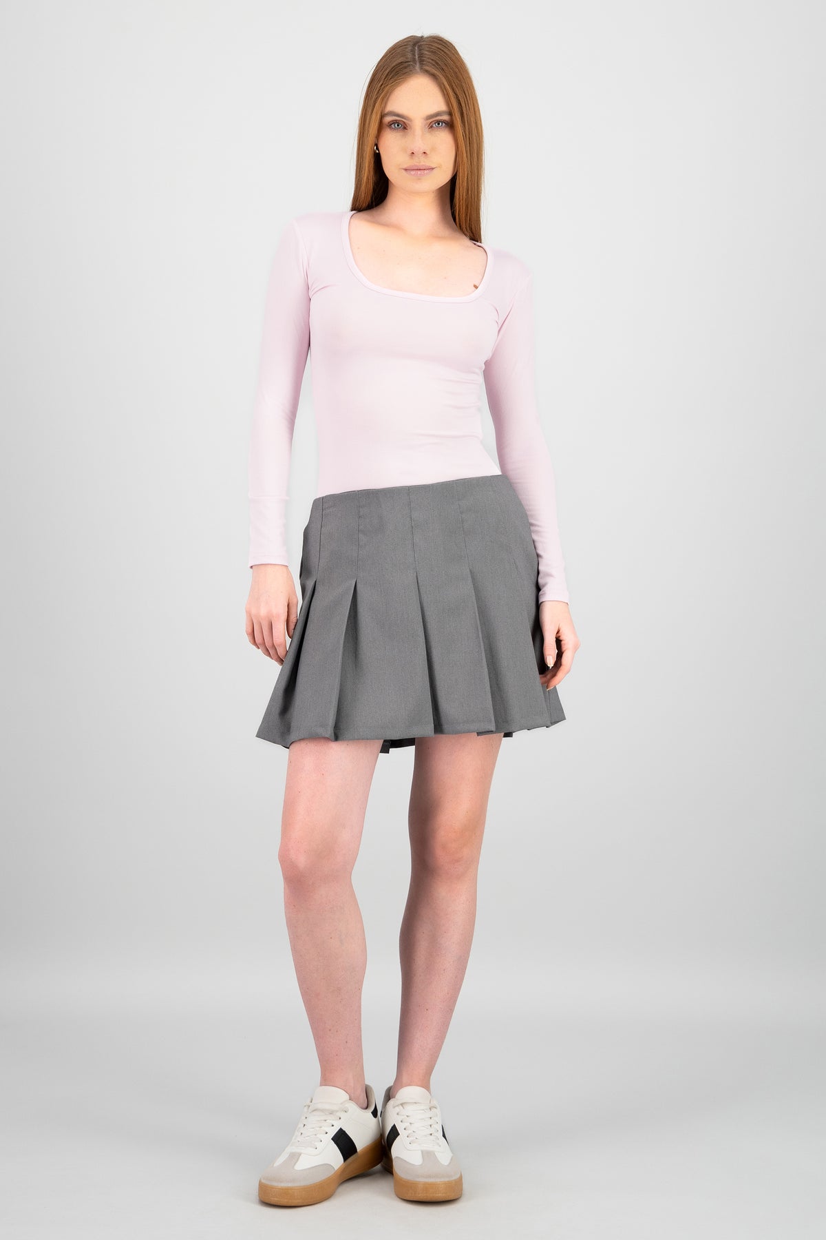 GRAY