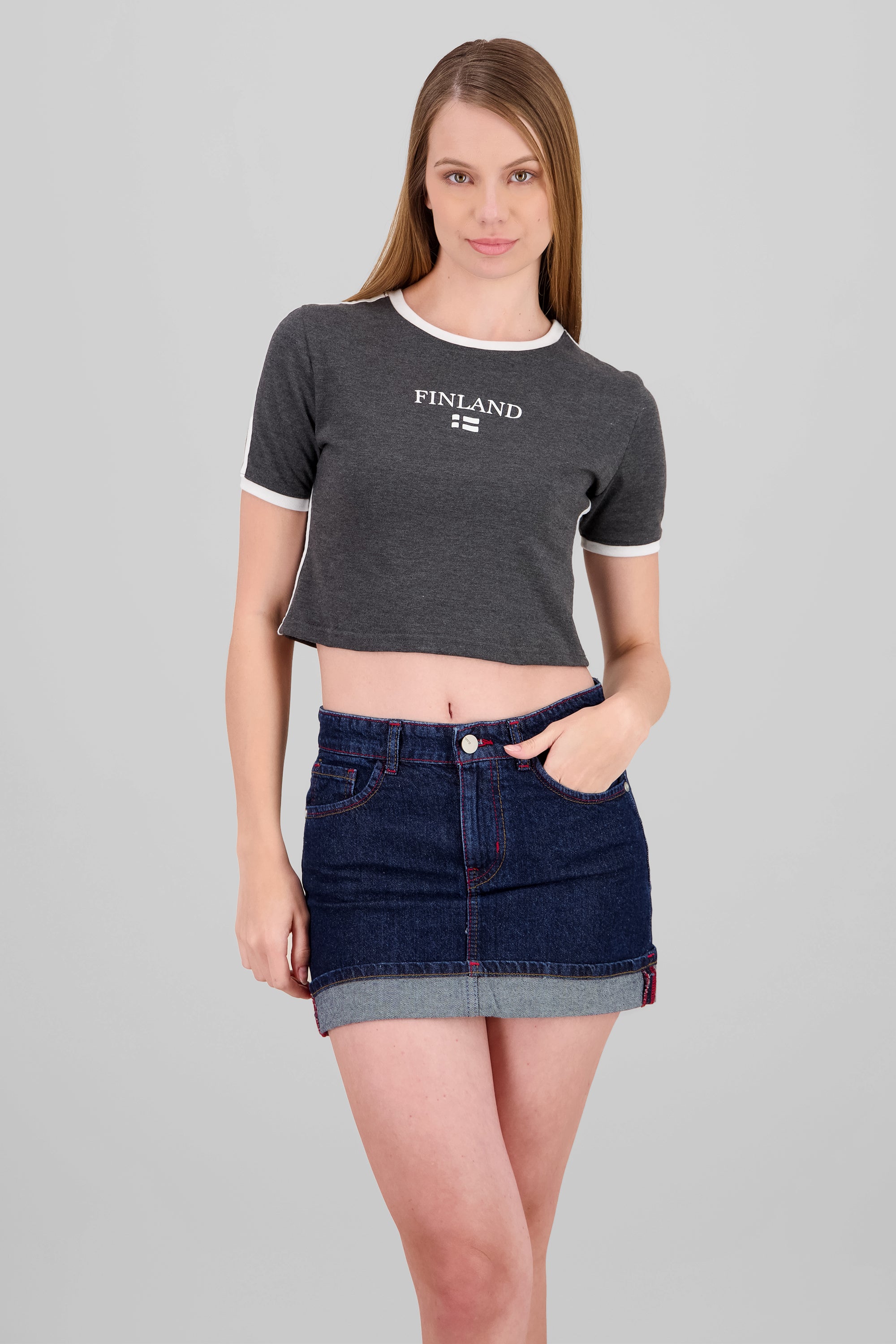 T-shirt crop contraste finland GRIS OBSCURO