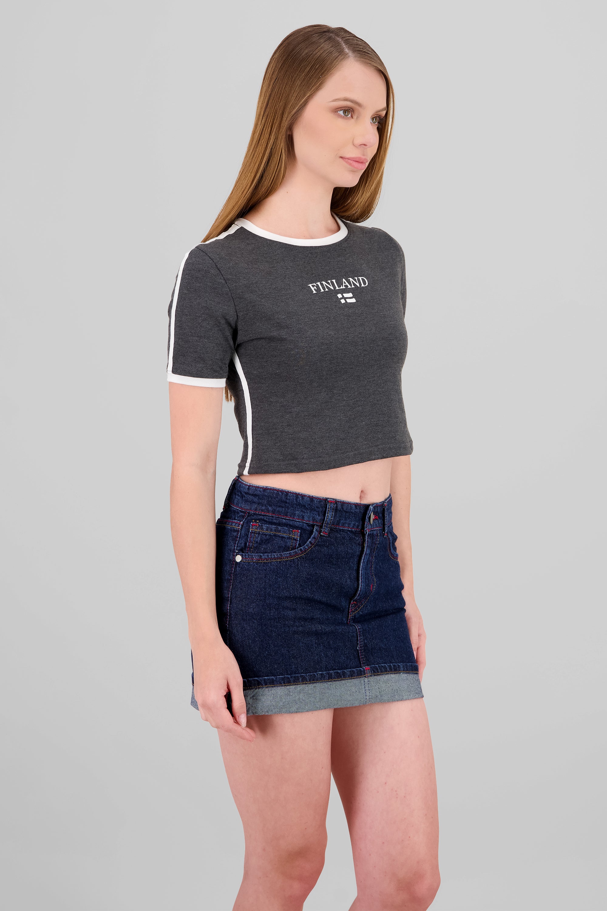 T-shirt crop contraste finland GRIS OBSCURO