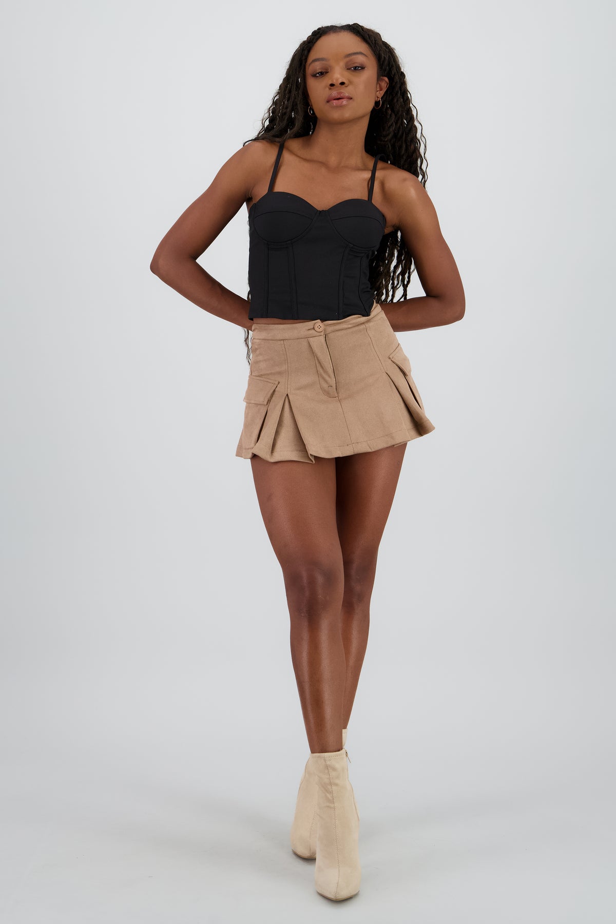TAUPE