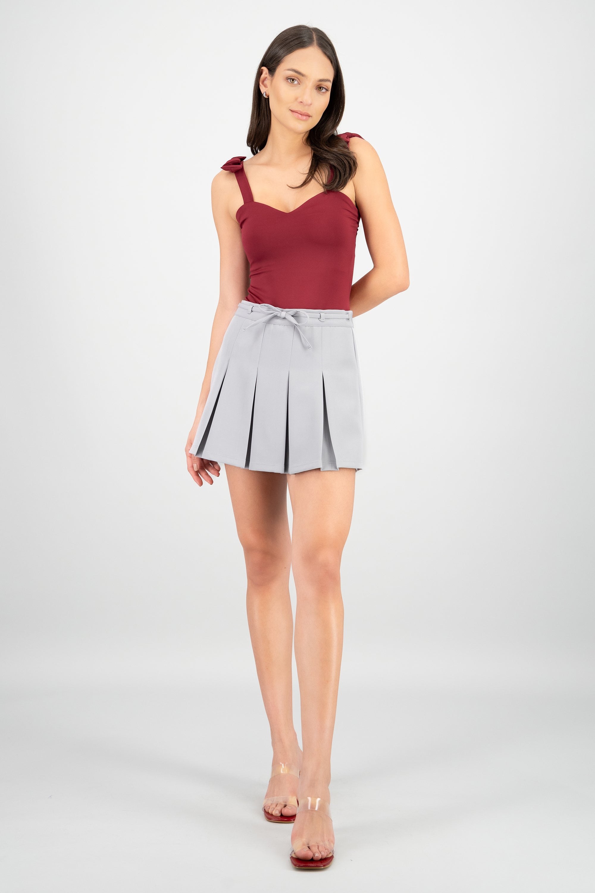 GRAY