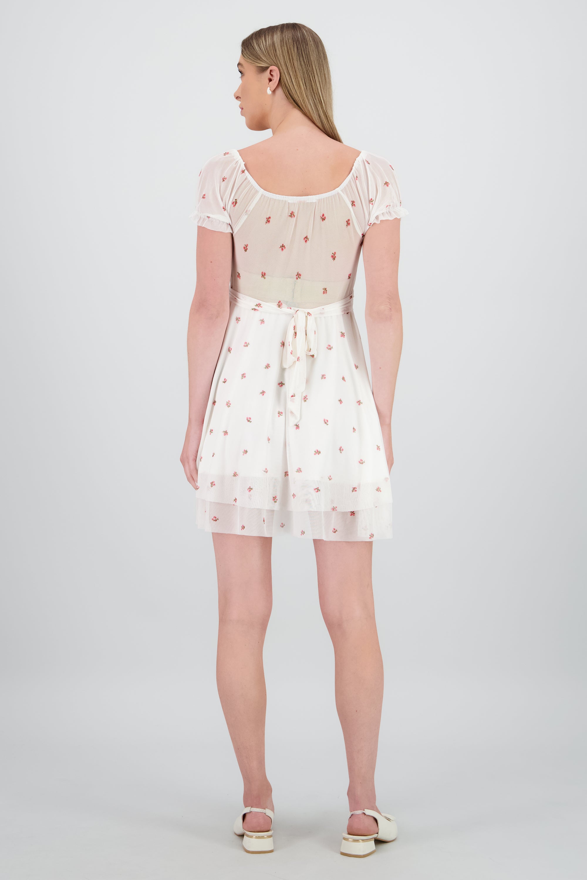 Vestido mini manga corta con frunce BLANCO COMBO