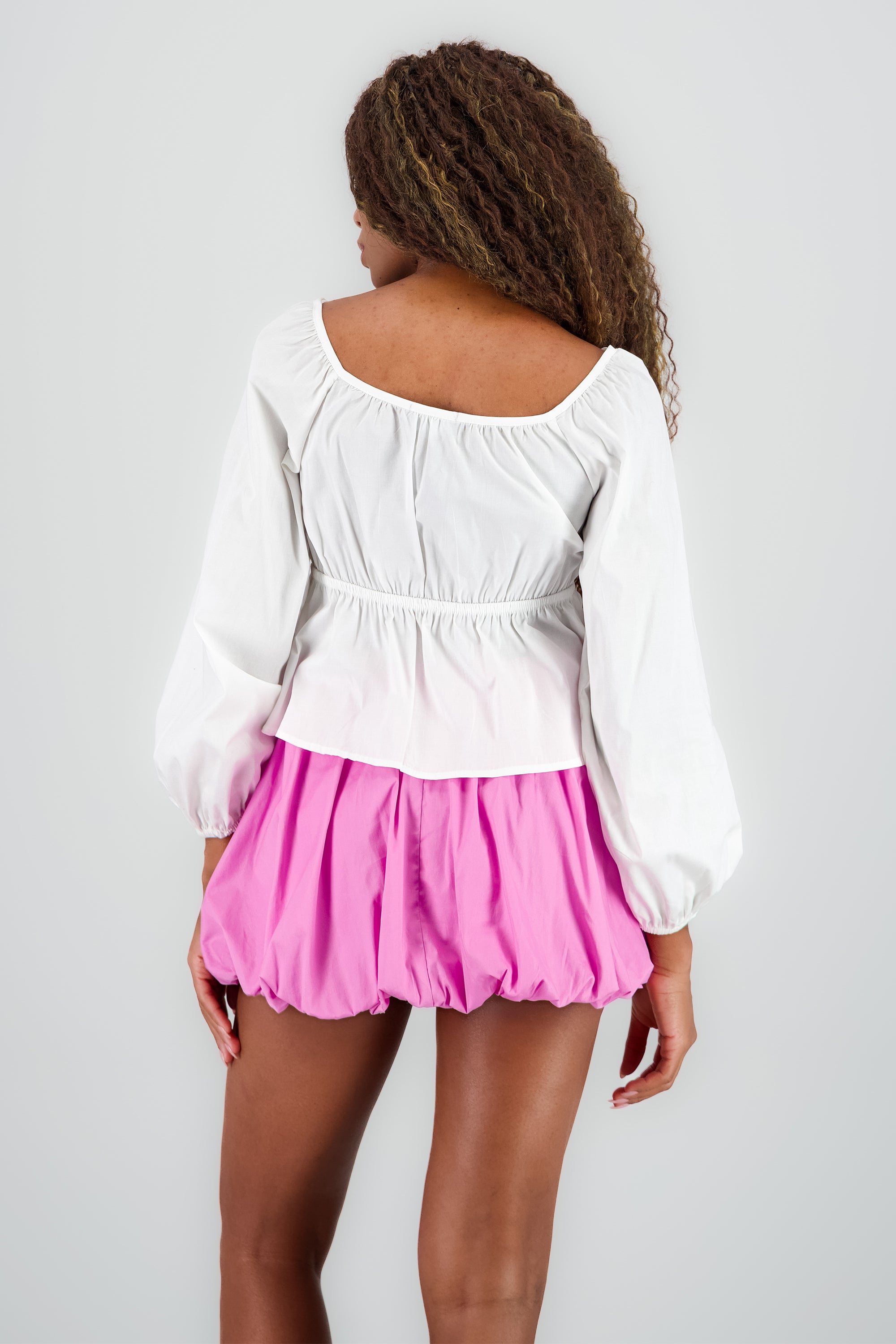 Top liso abierto moños hypsters