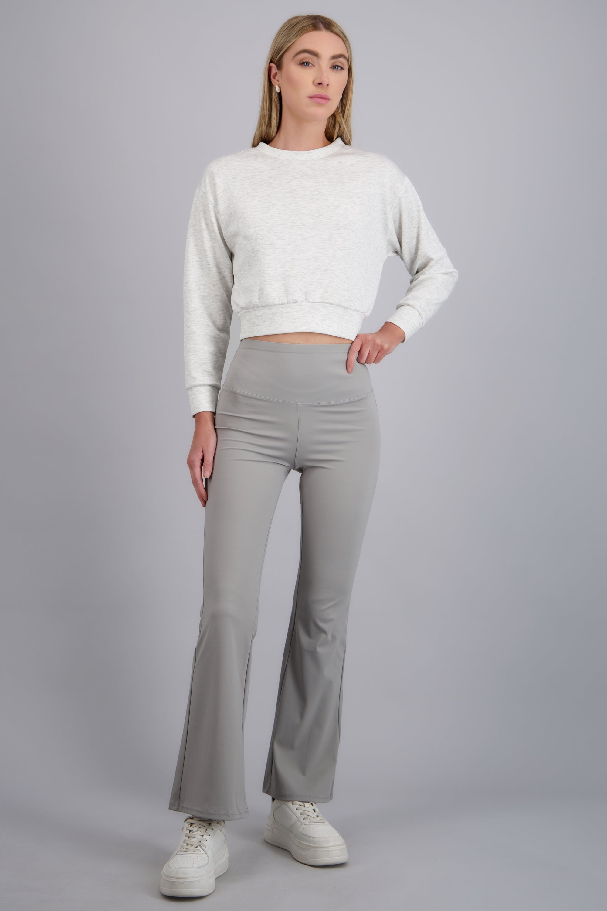 Leggings flare lisos GRIS