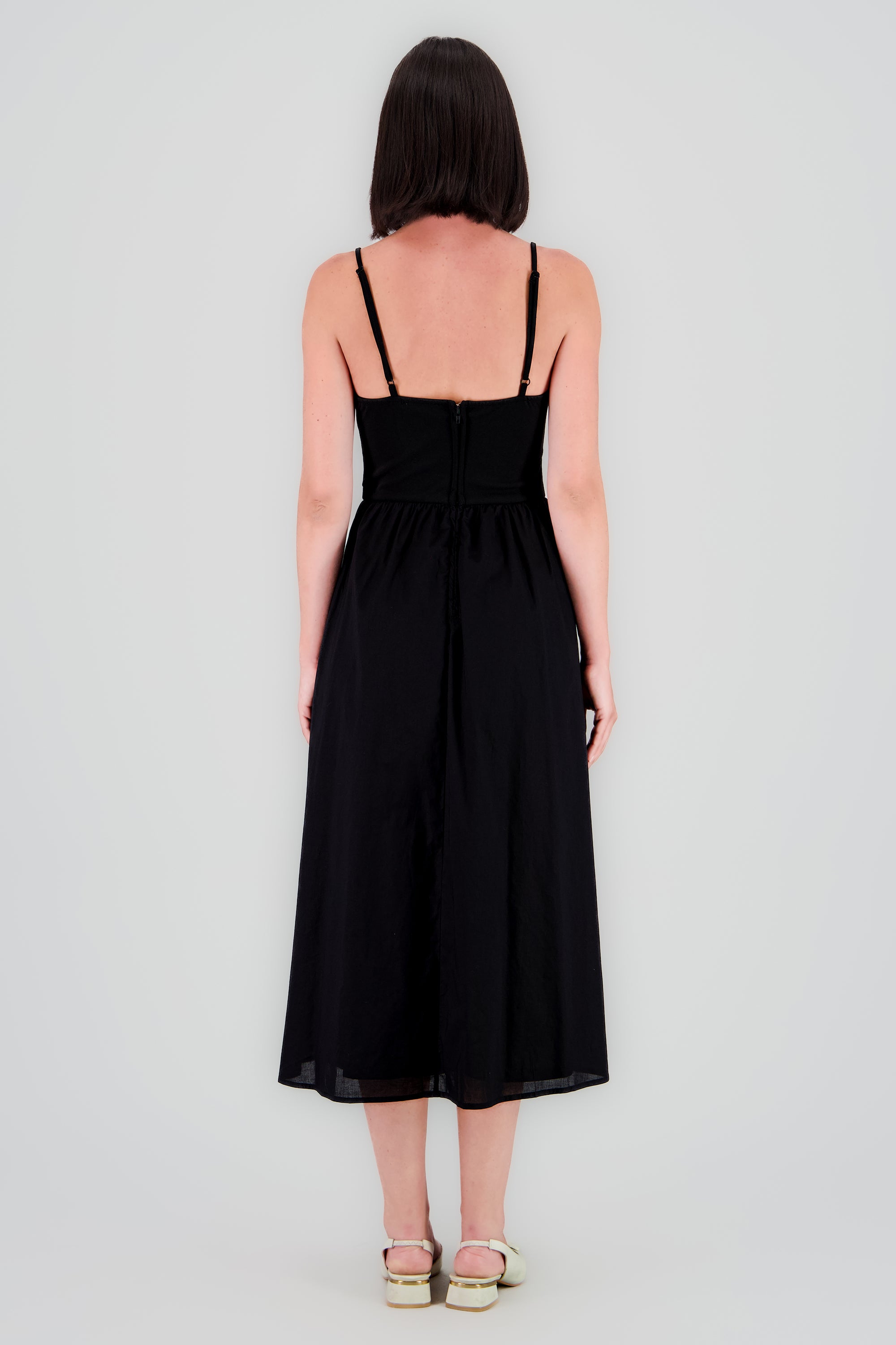 VESTIDO MAXI DETALLE NUDO NEGRO