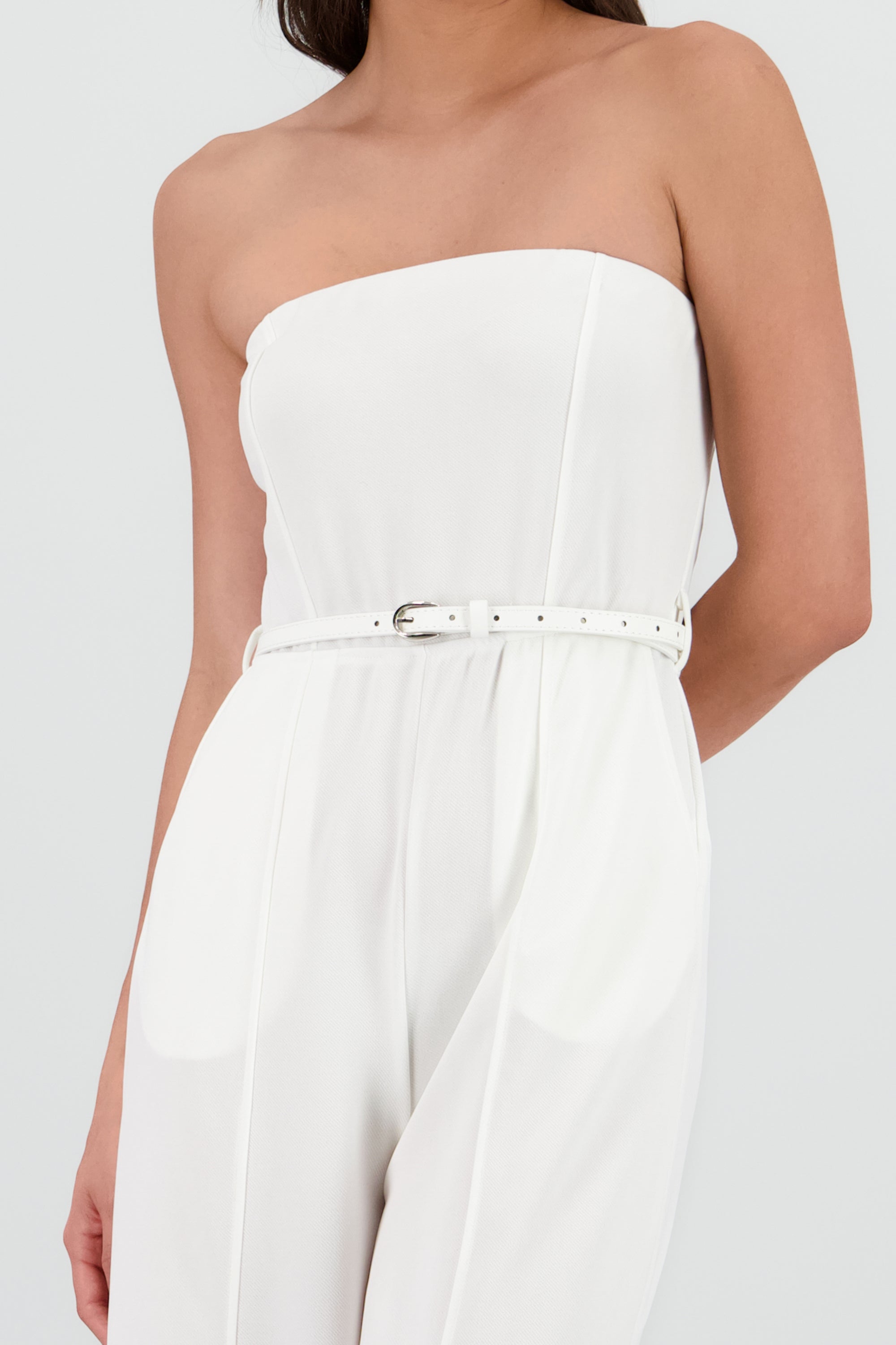 Jumpsuit liso con cinturon BLANCO