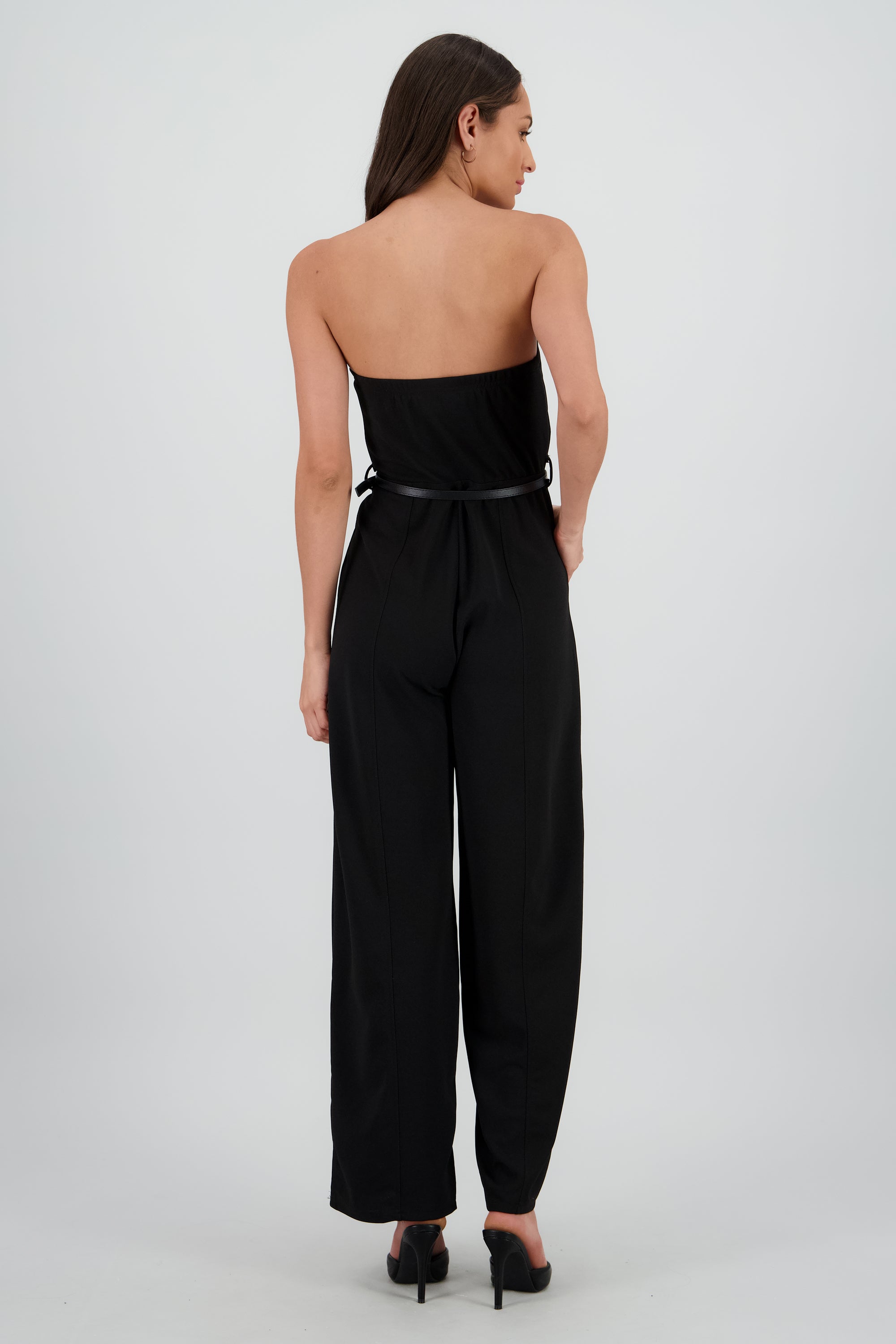 Jumpsuit liso con cinturon NEGRO