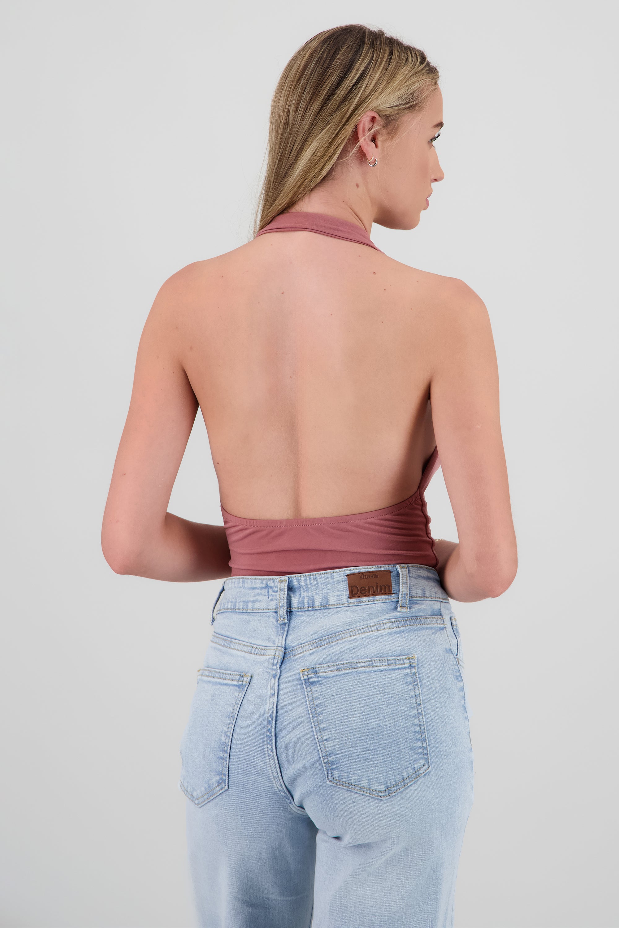 Bodysuit halter escote cascada drapeado MARSALA
