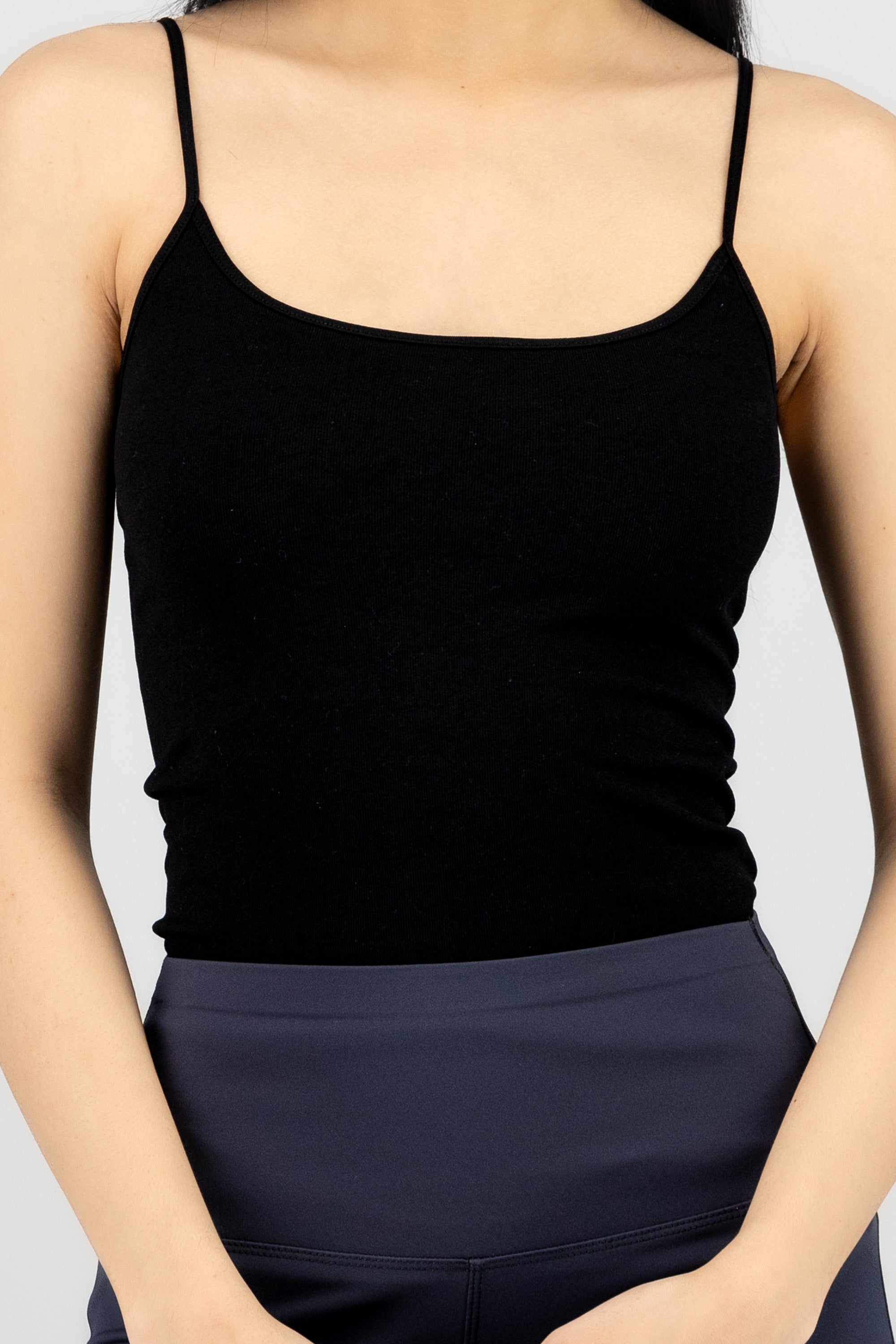 Top liso tirantes seamless NEGRO