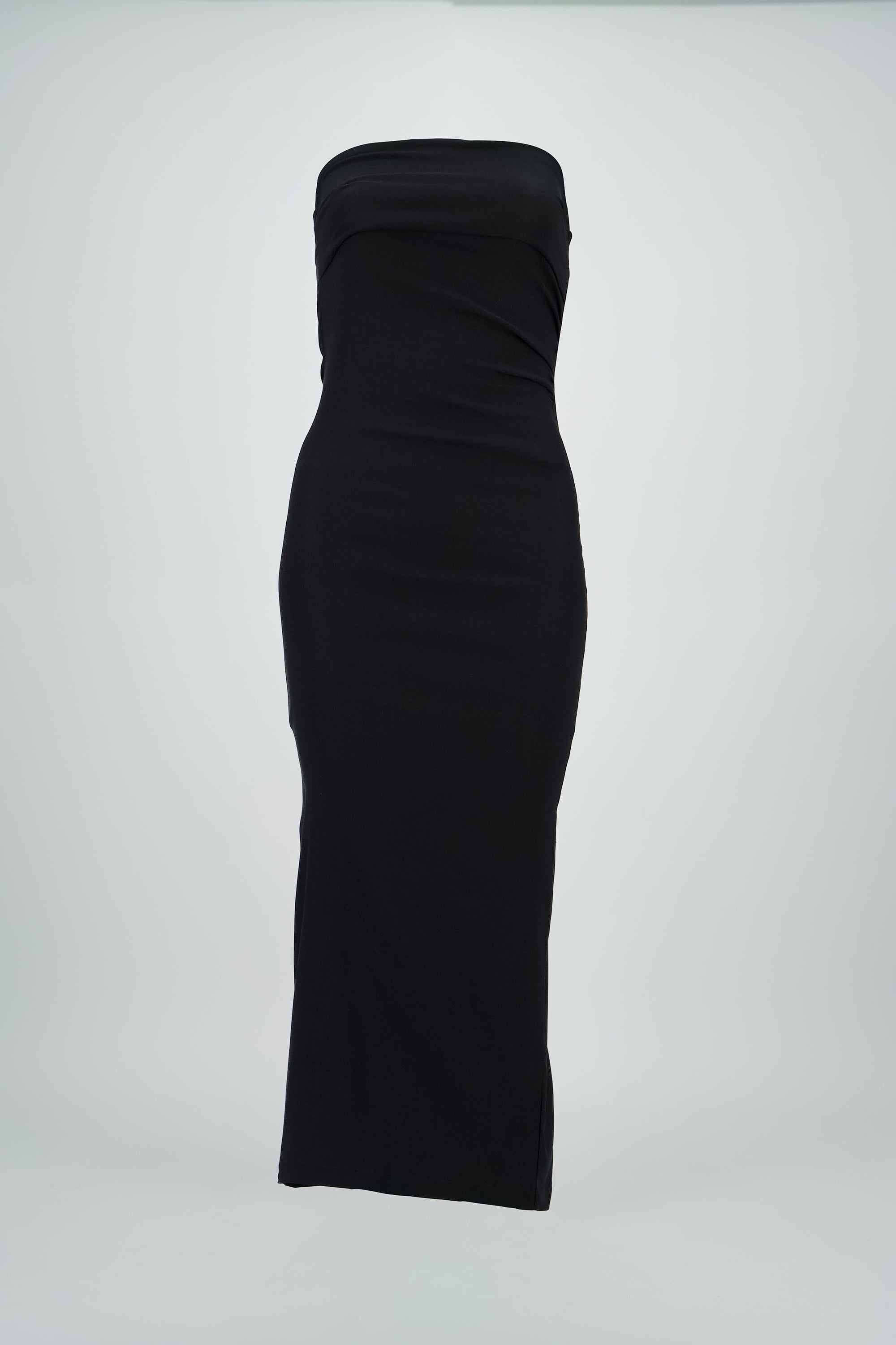 Vestido maxi strapless drapeado hypsters