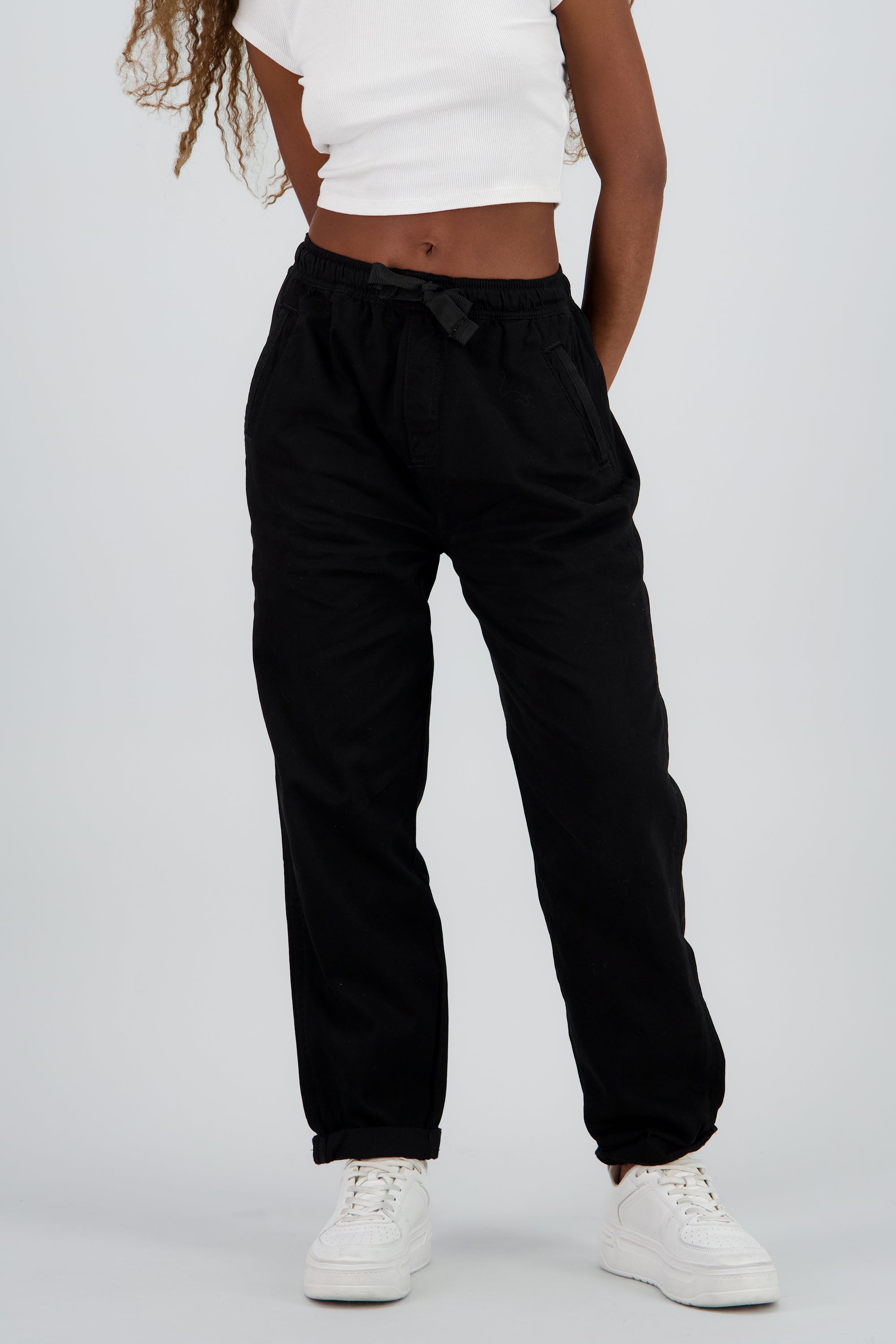 Jeans jogger cinto NEGRO
