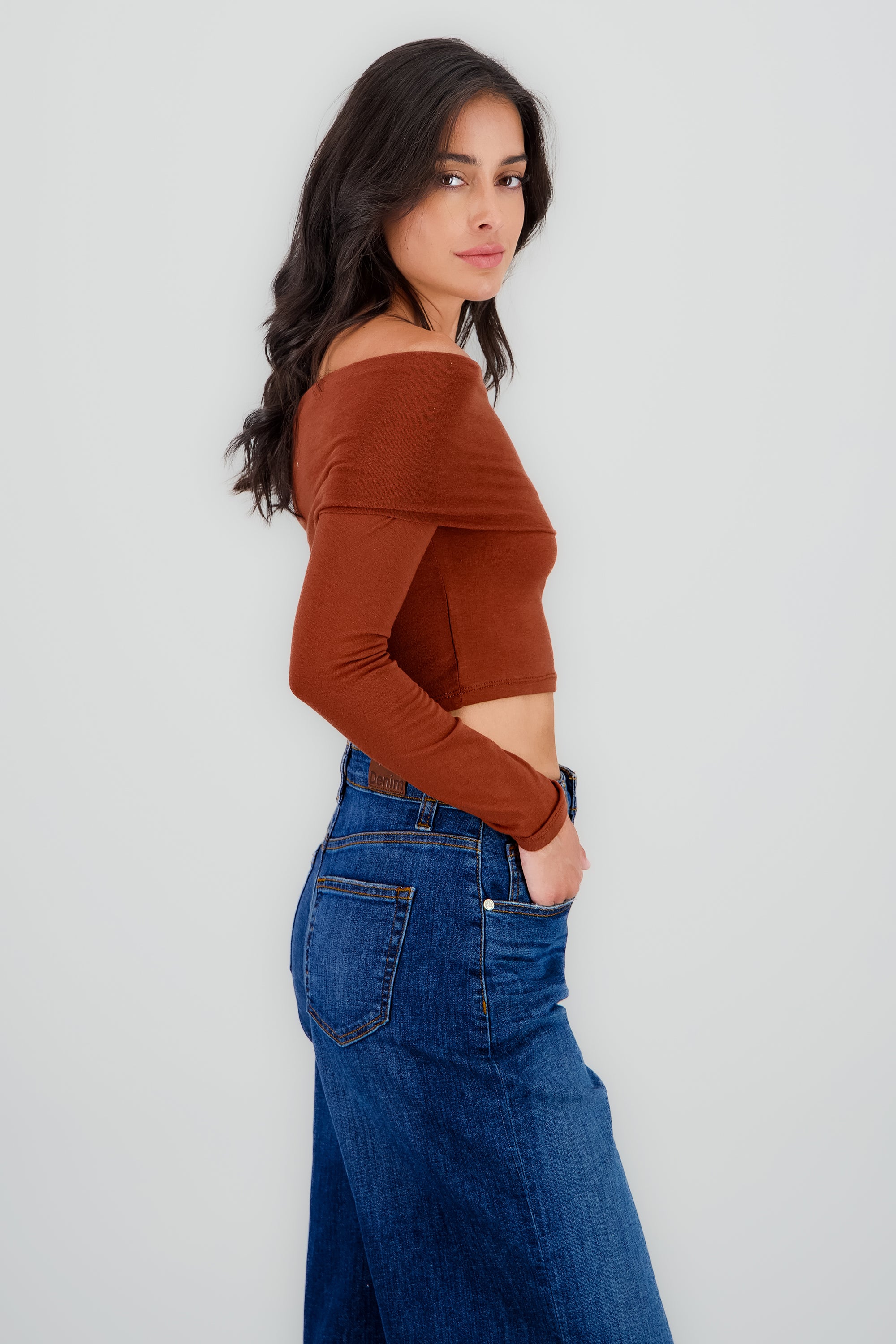 Top off shoulder liso manga larga LADRILLO