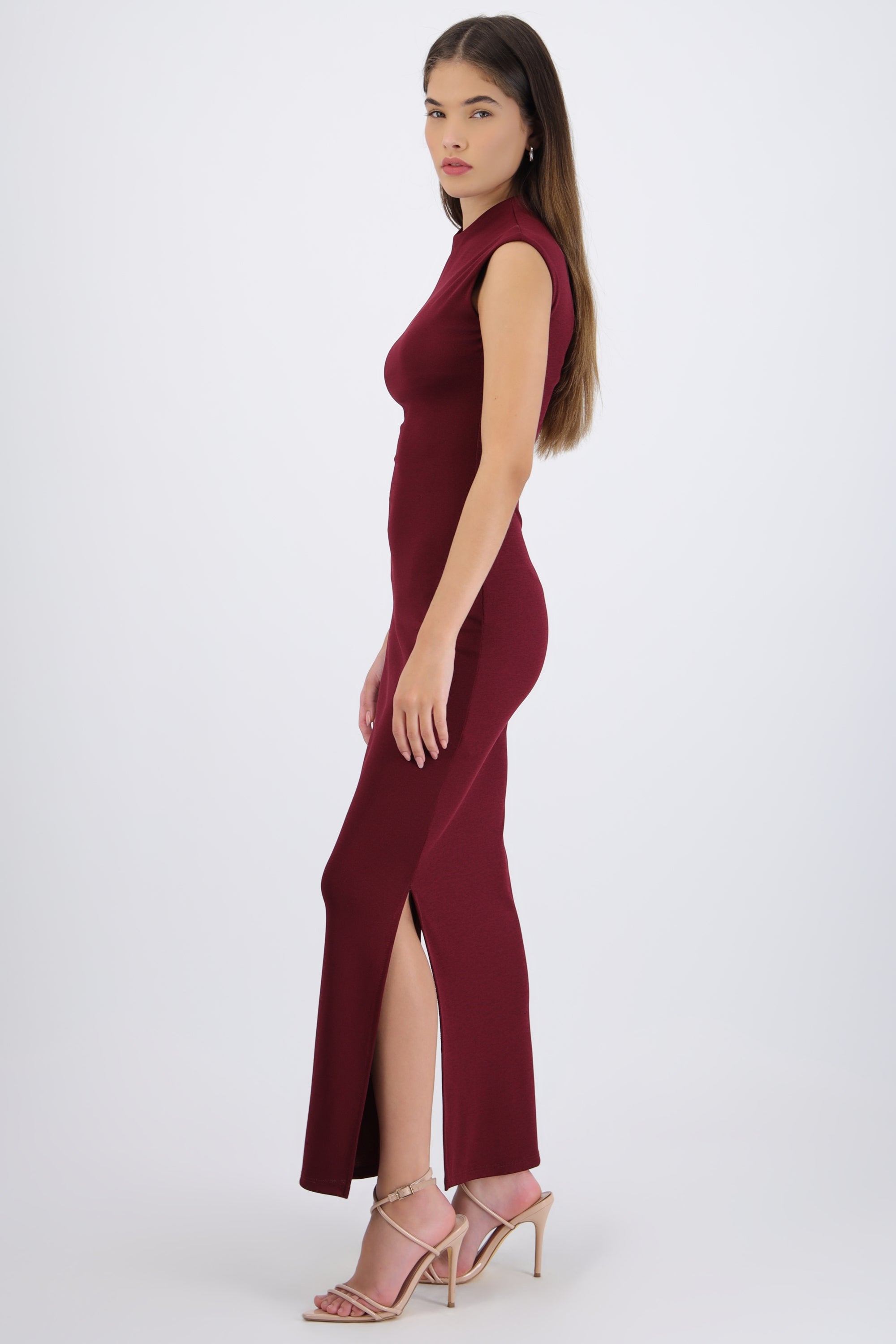 Vestido rib manga corta con abertura