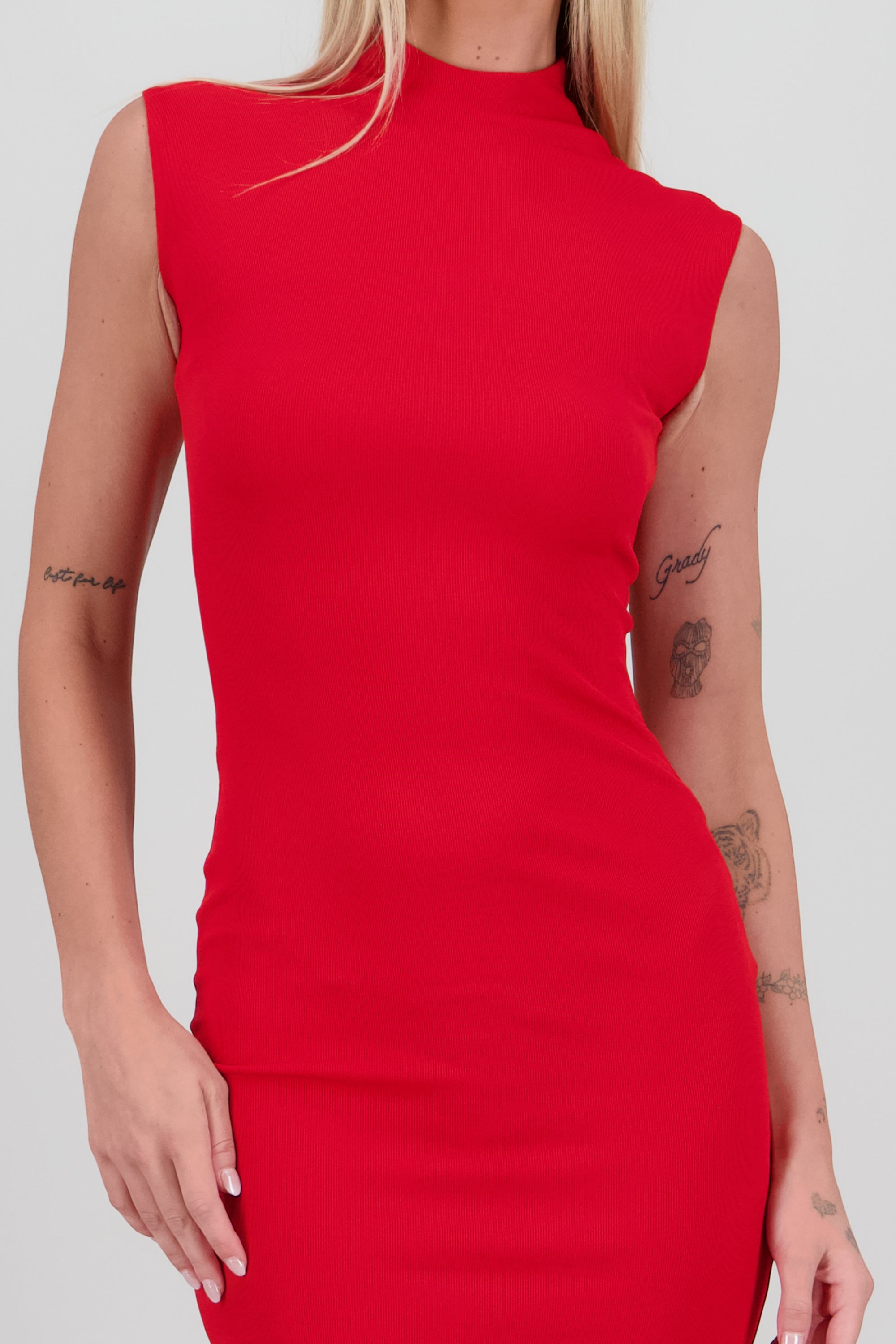 Vestido maxi rib manga corta con abertura Hypsters ROJO QUEMADO