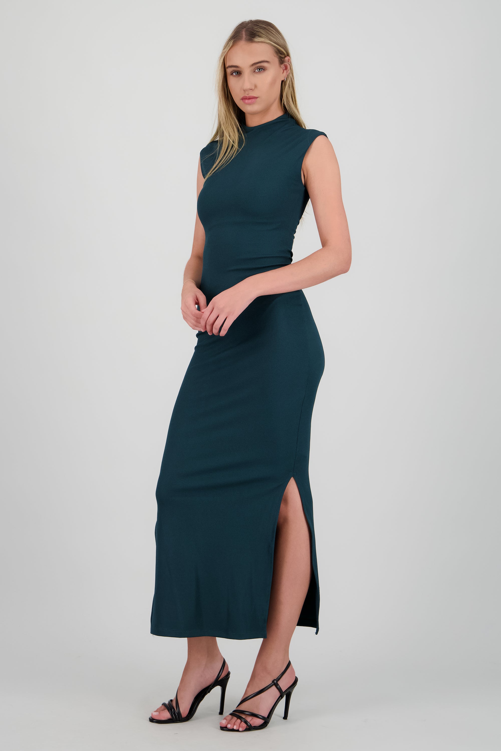 Vestido maxi rib manga corta con abertura Hypsters VERDE CAZADOR