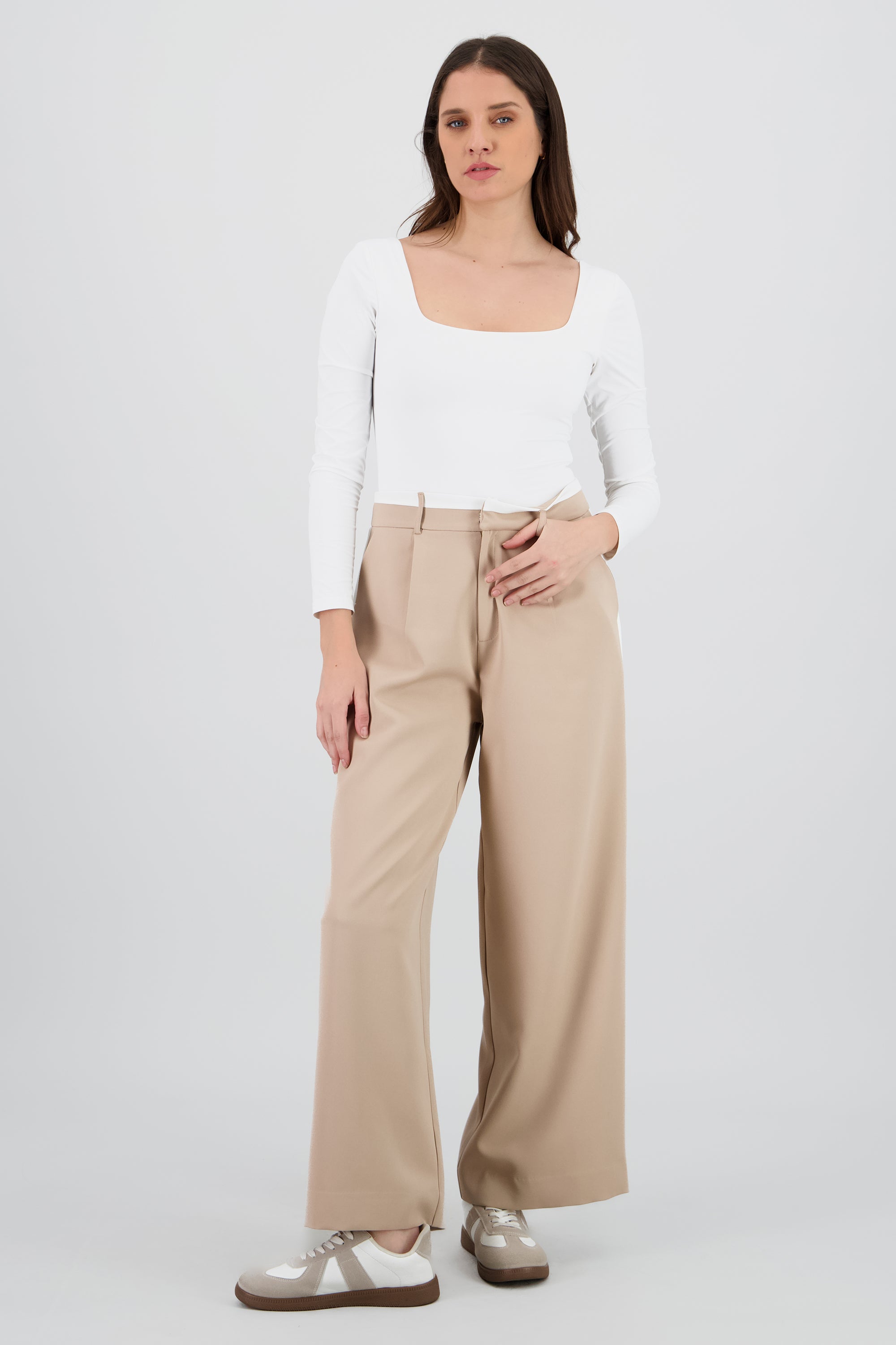 Pantalon recto detalle contraste BEIGE