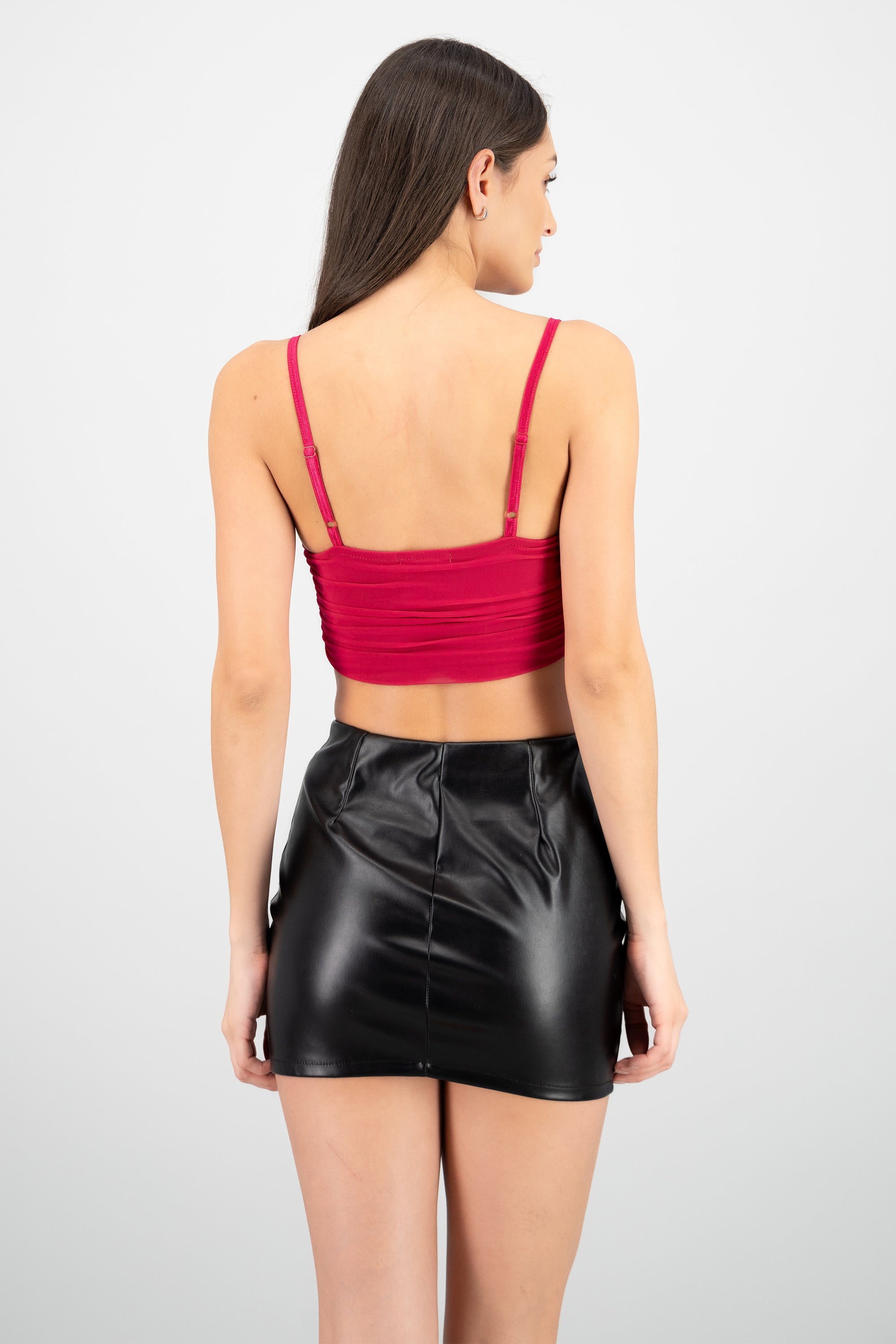 Top de mesh plisado con copas liso ROJO