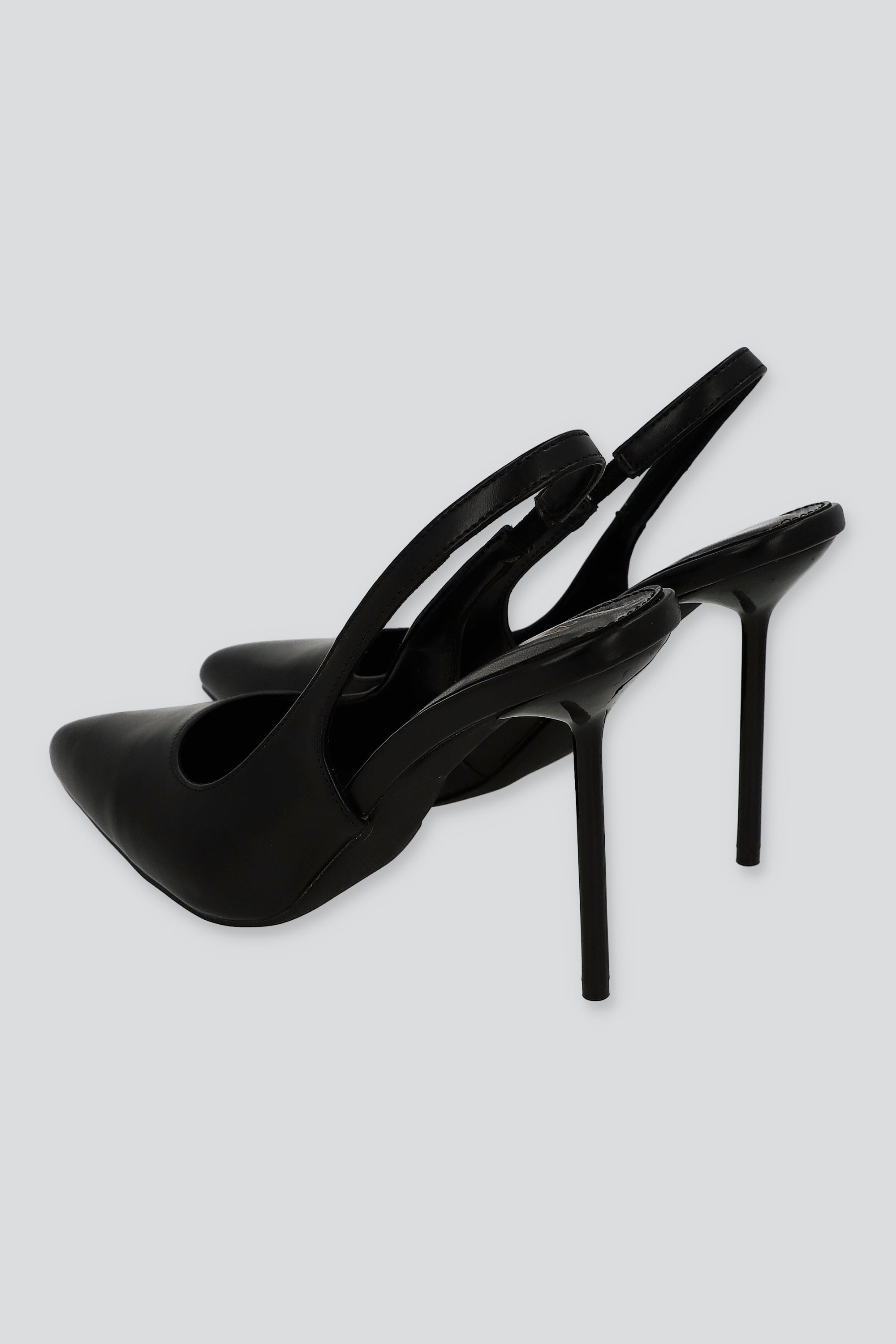 TACON POINTY SLINGBACK NEGRO