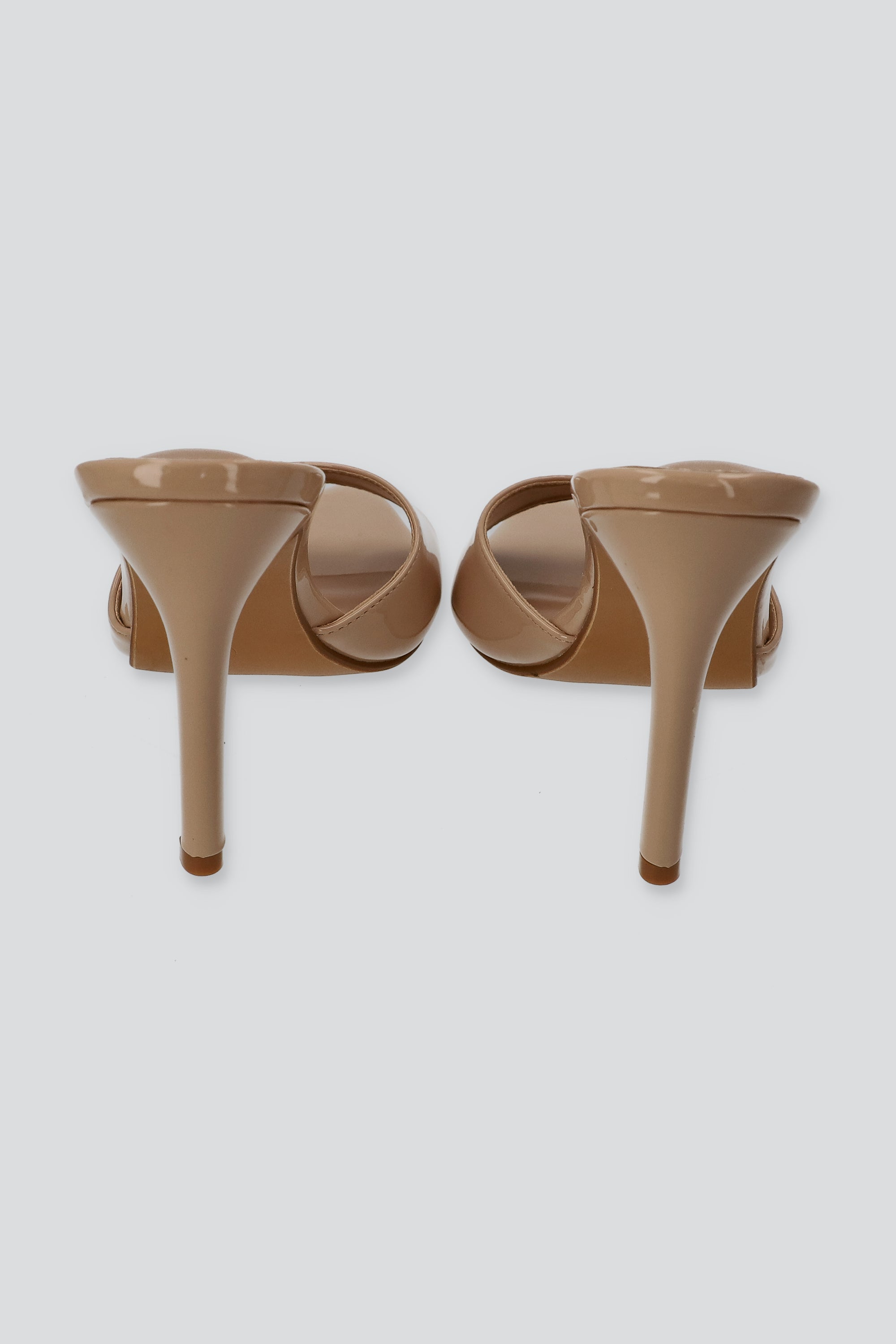 TACON POINTY PEEP TOE NUDE