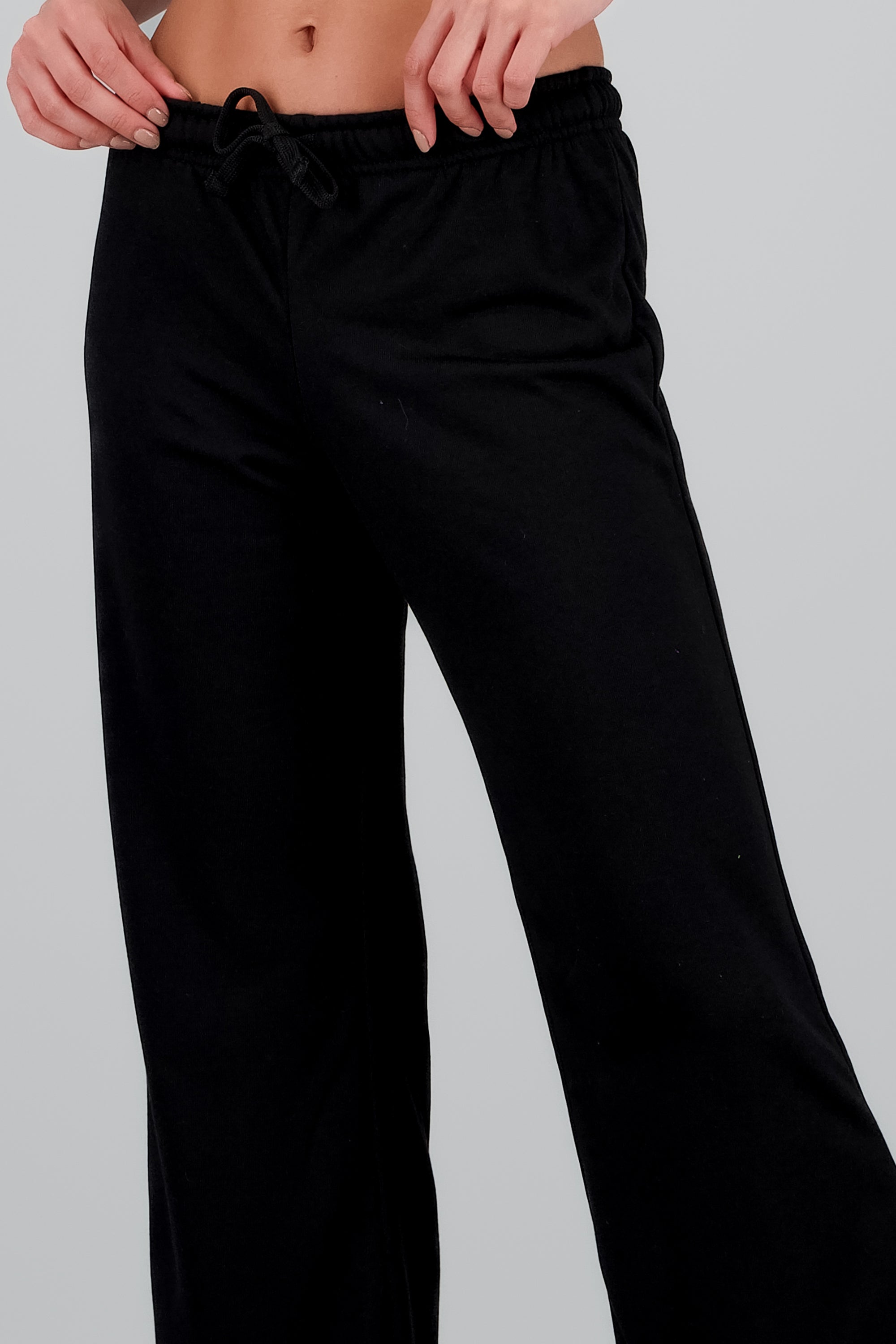 Pantalon flare suave liso NEGRO