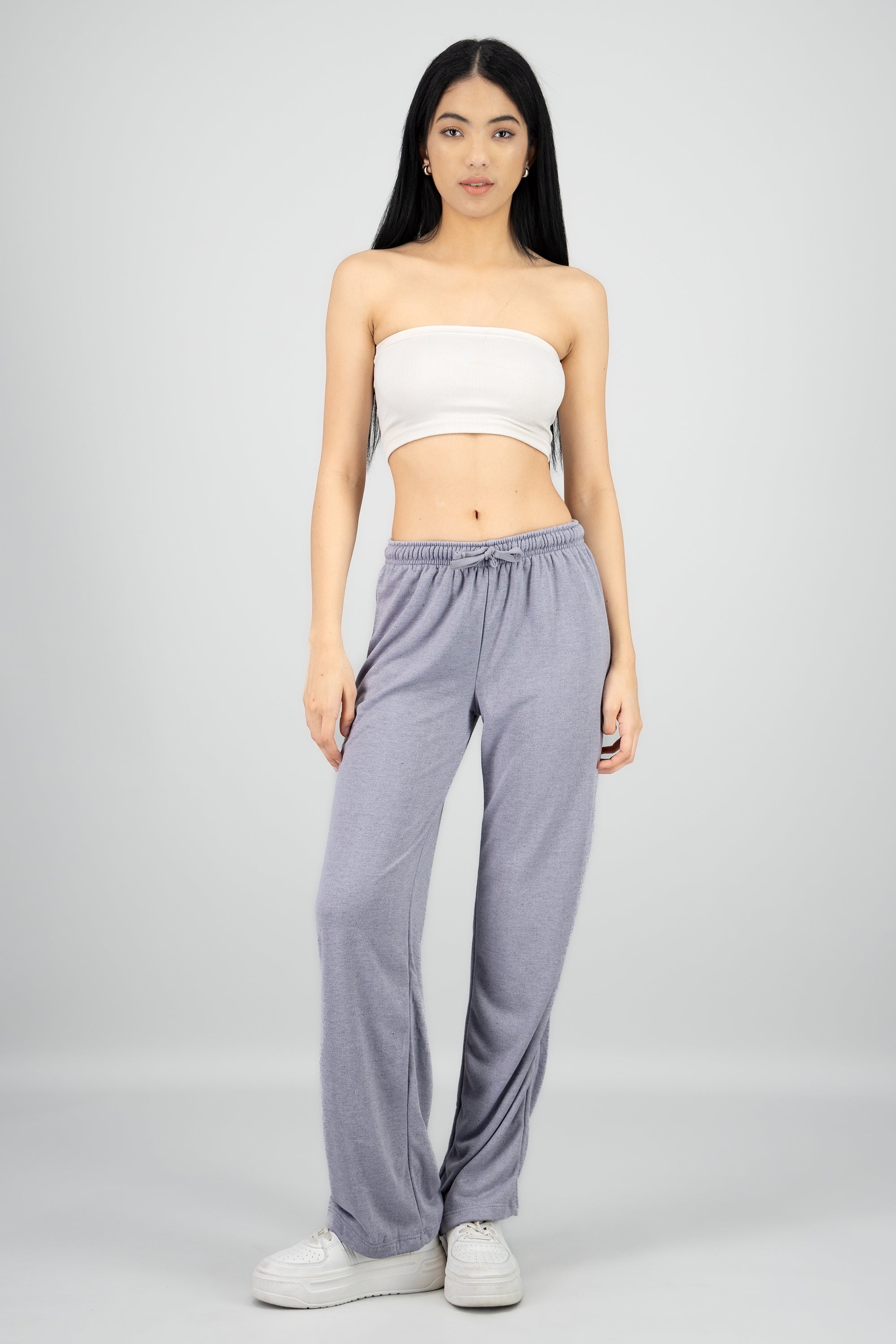 Pantalon flare suave liso GRIS