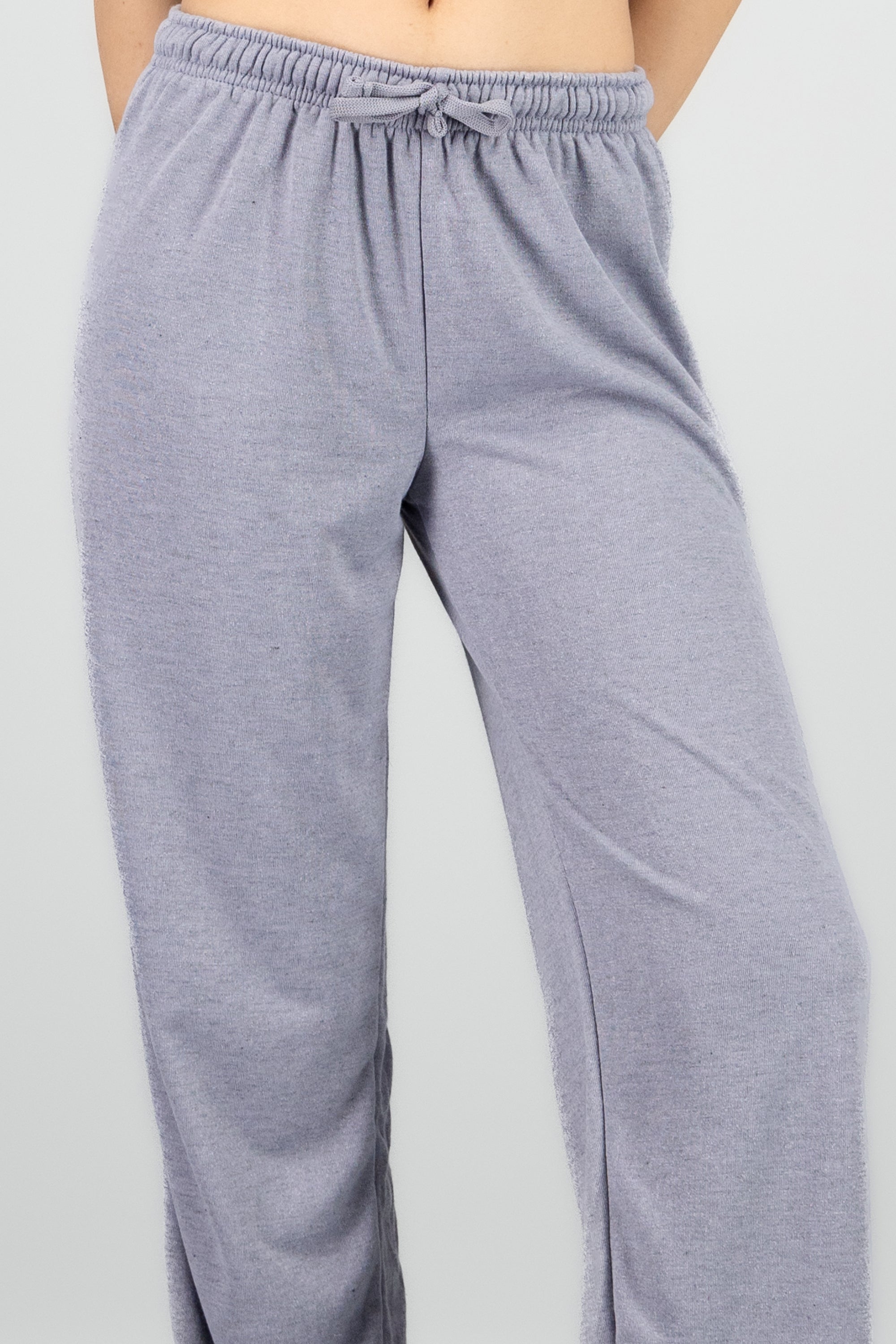 Pantalon flare suave liso GRIS