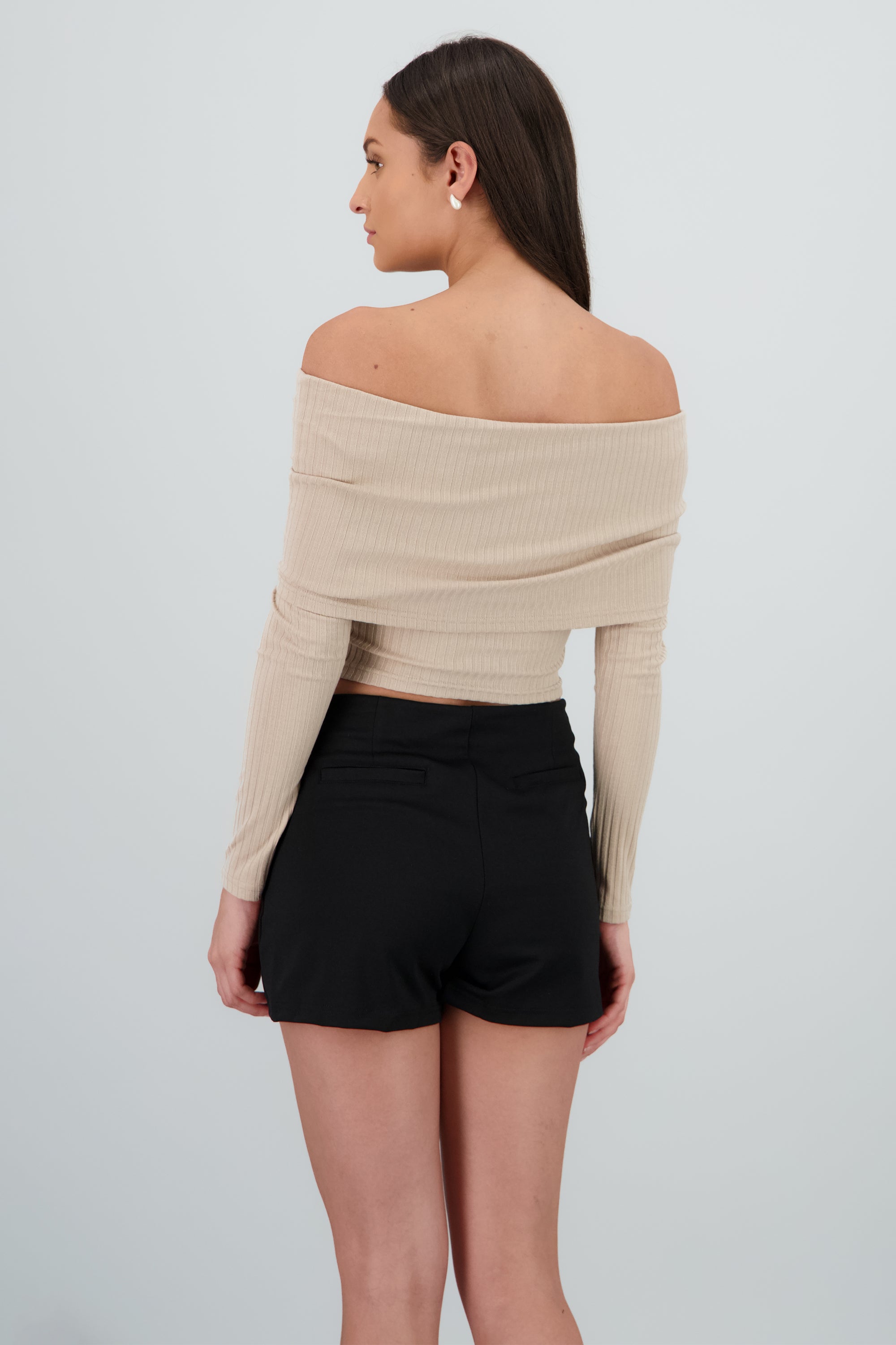 TOP OFF SHOULDER SEAMLESS GREIGE