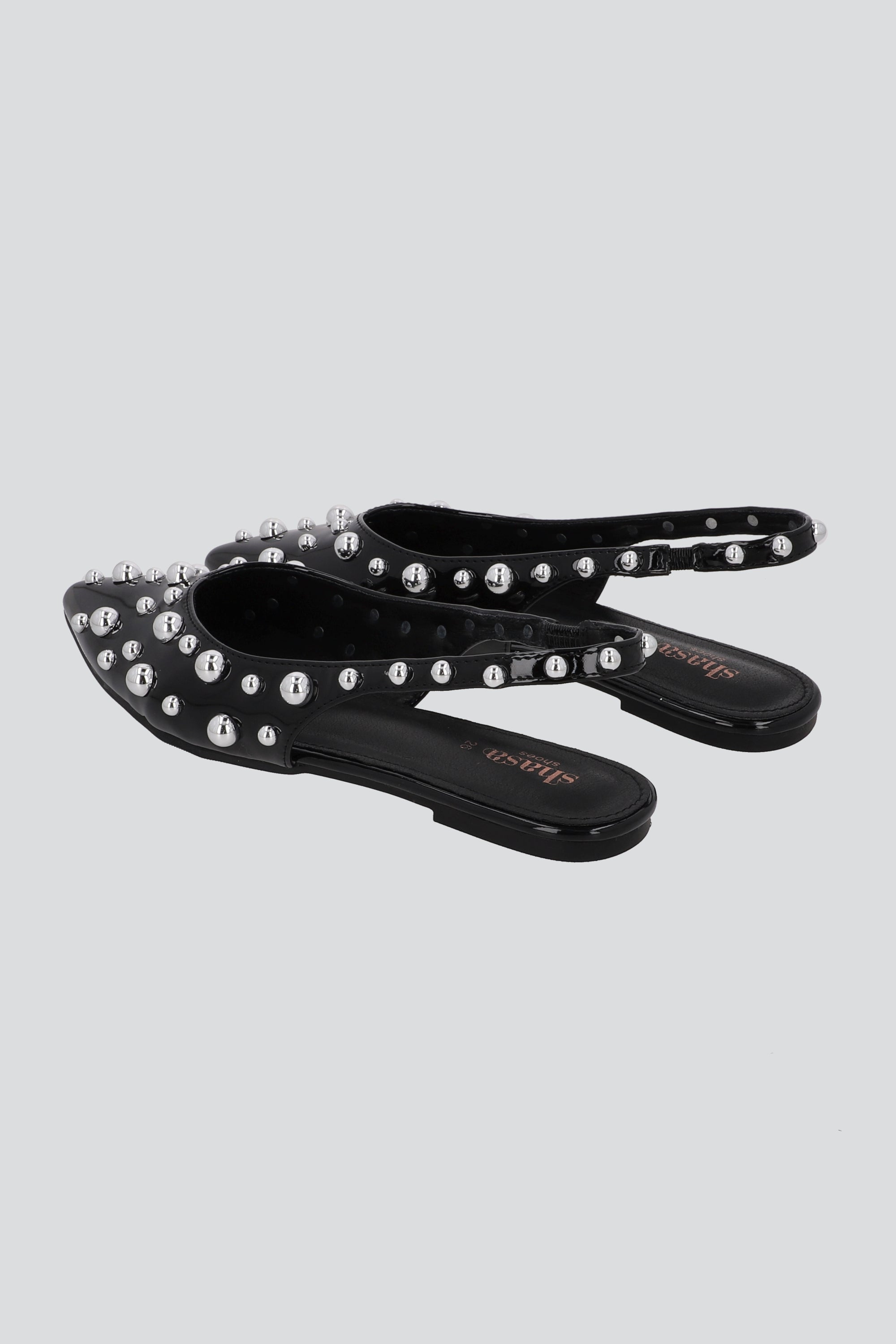 Flats studs pointy NEGRO