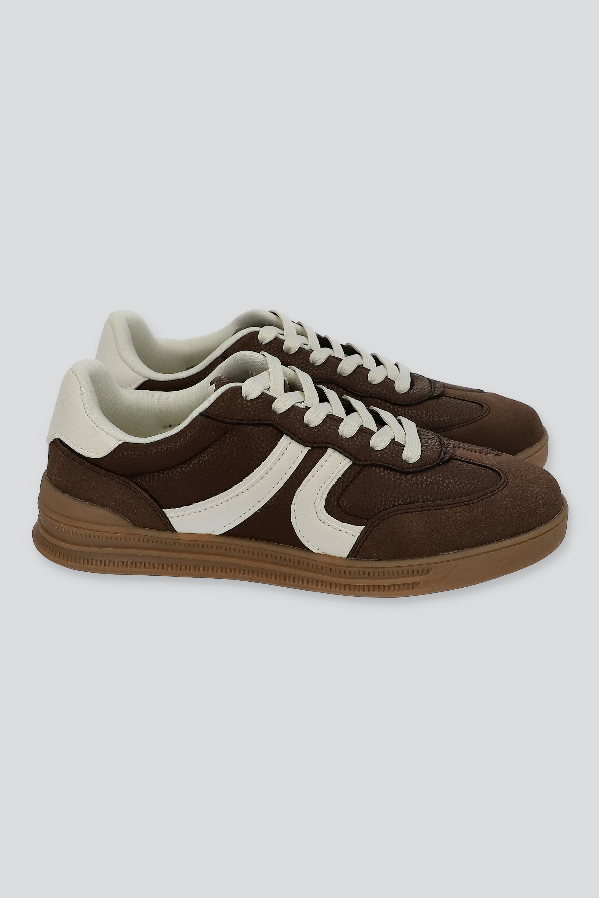 Tenis casual contraste materiales lineas CAFE