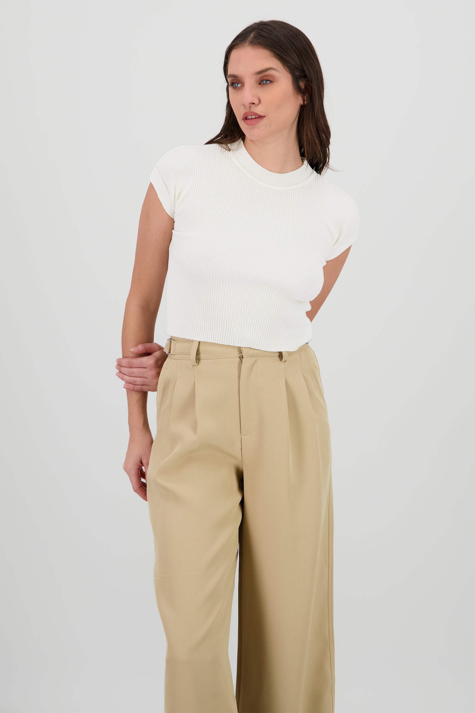 Top tejido acanalado manga corto HUESO