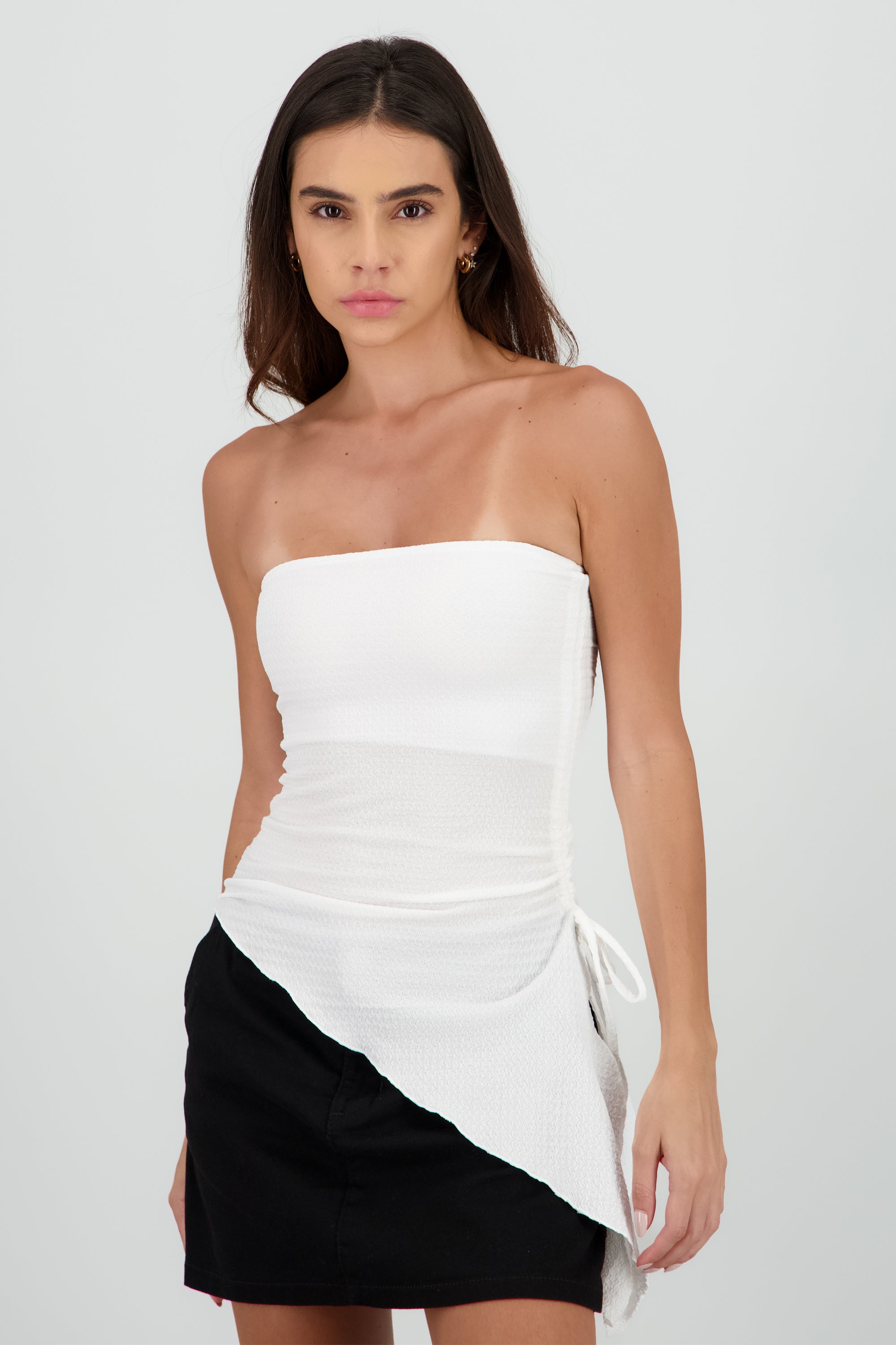 Top asimetrico con textura