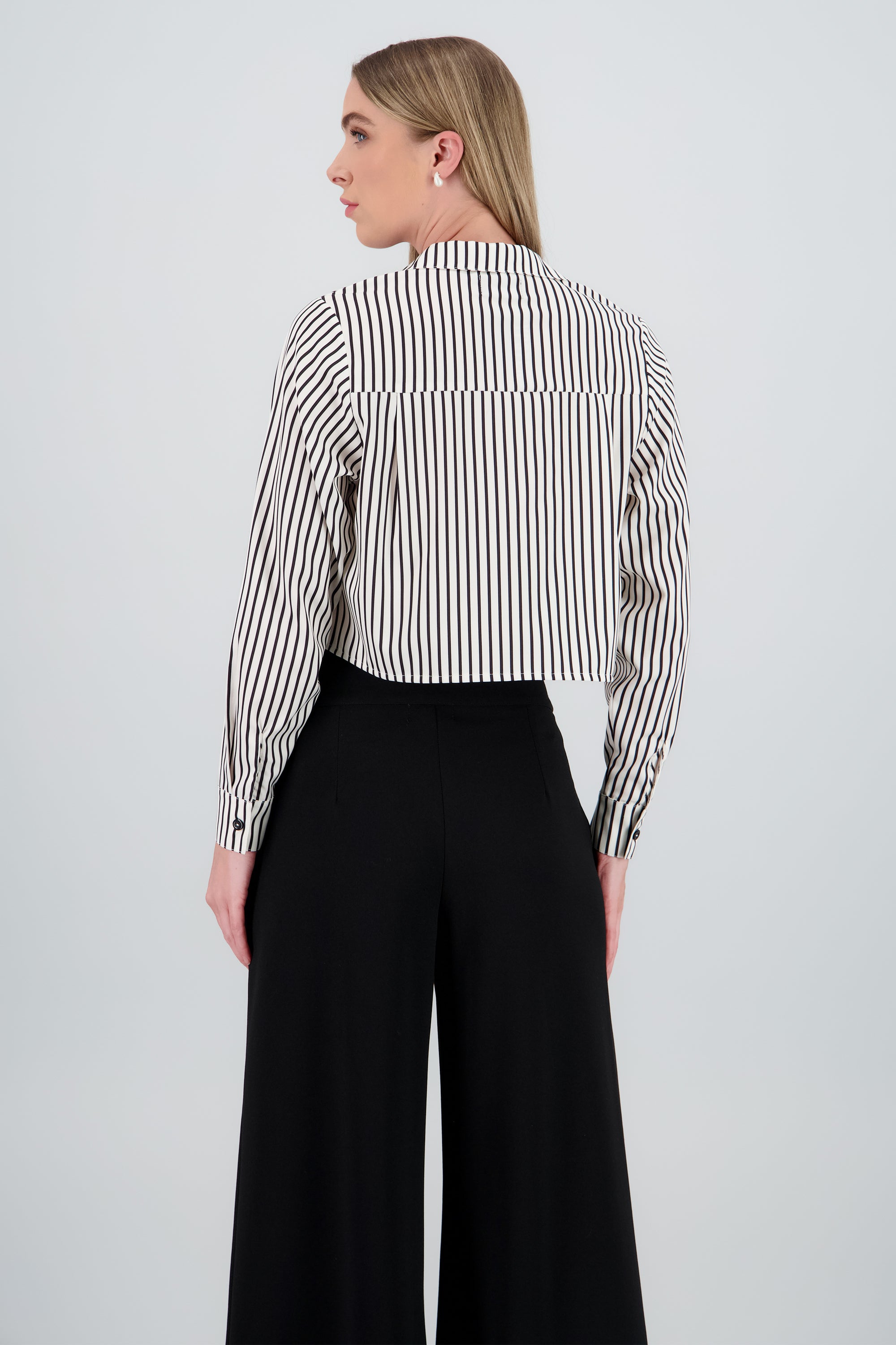 Camisa cropped satinada rayas HUESO COMBO