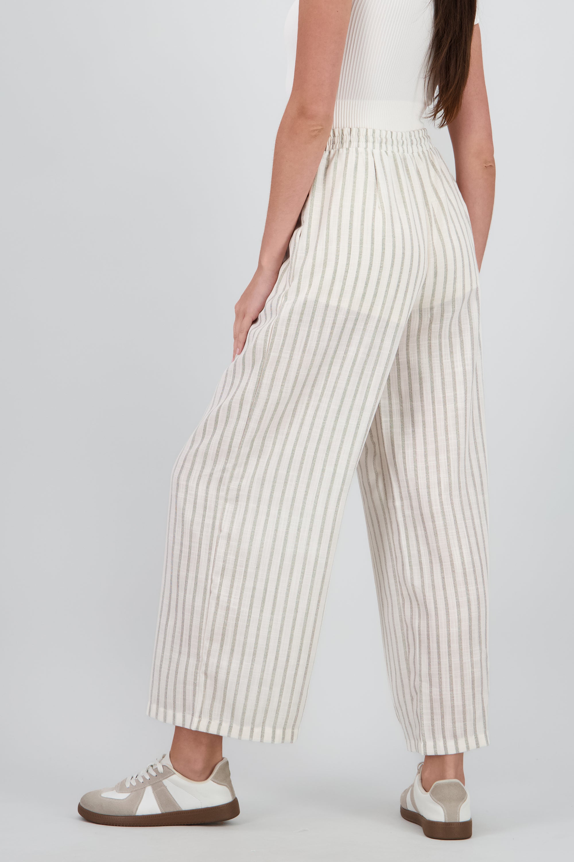 Pantalon amplio rayas CREMA