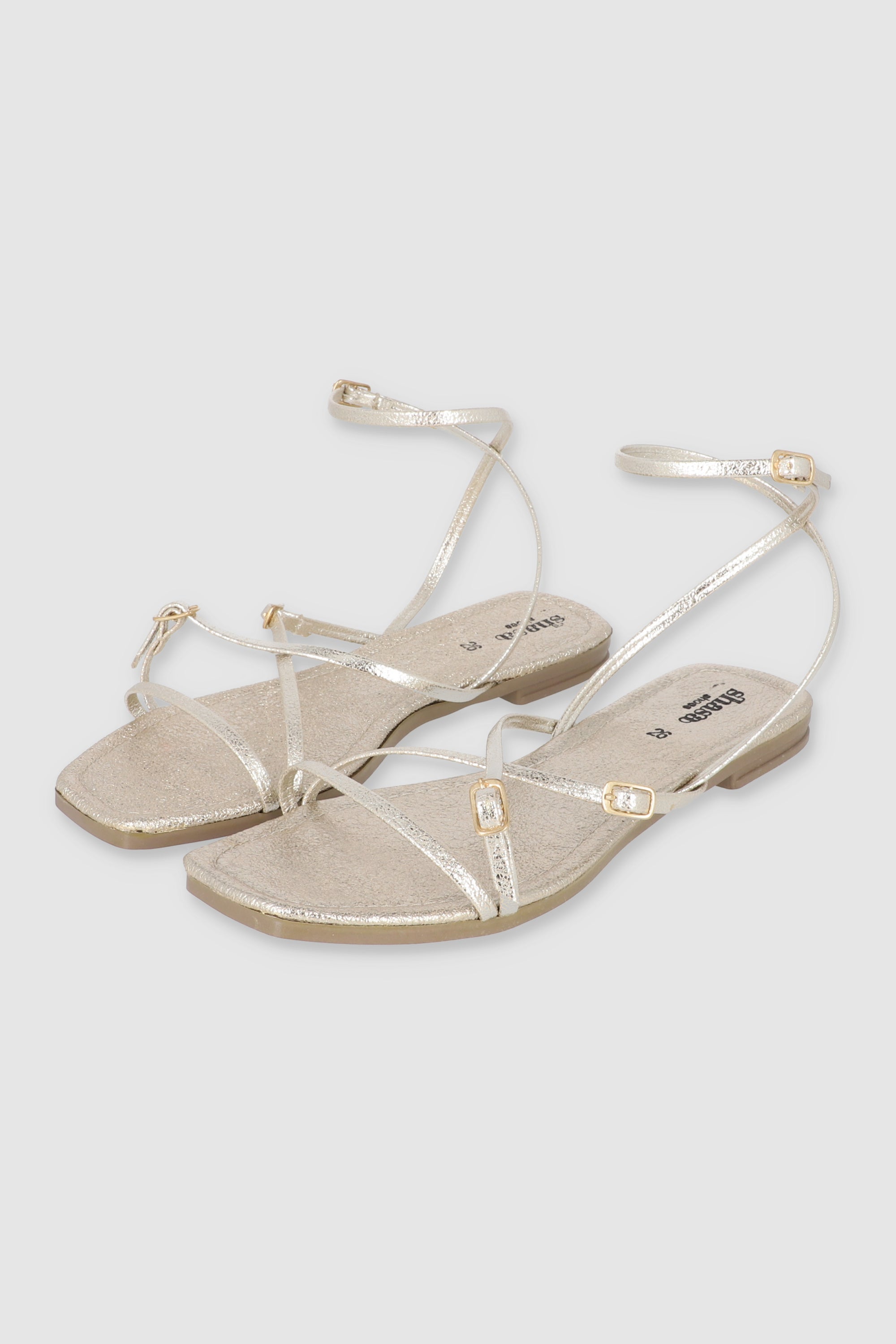 SANDALIA TEXTURA HEBILLAS ORO