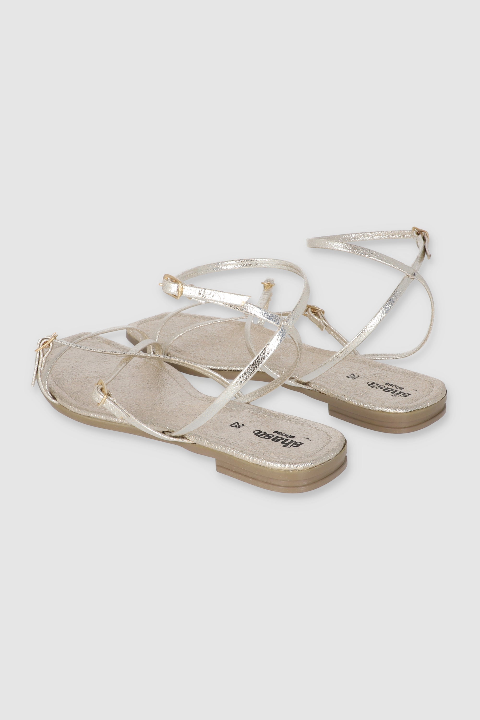 SANDALIA TEXTURA HEBILLAS ORO