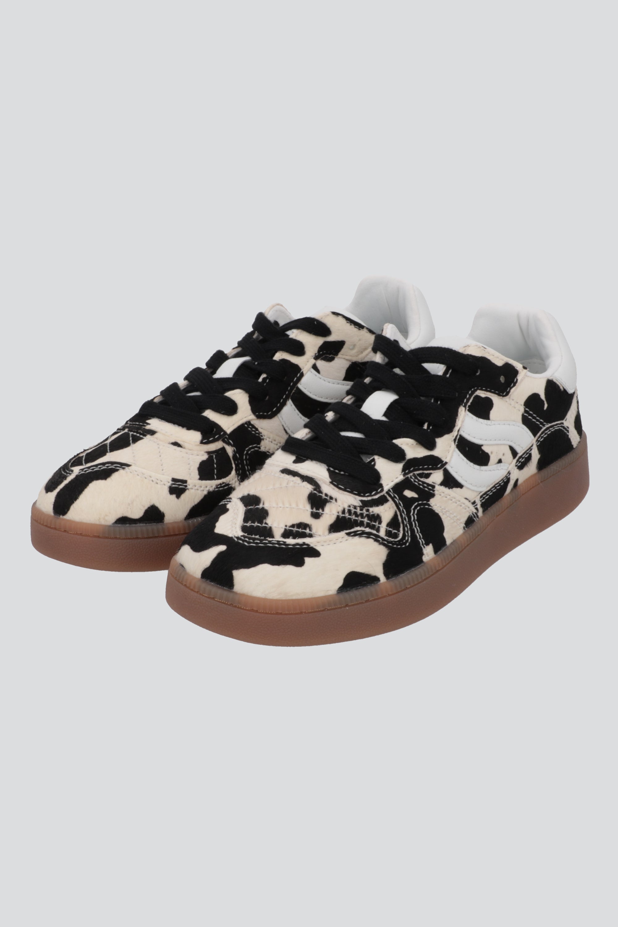 Tenis print de vaca 100% piel CAFE