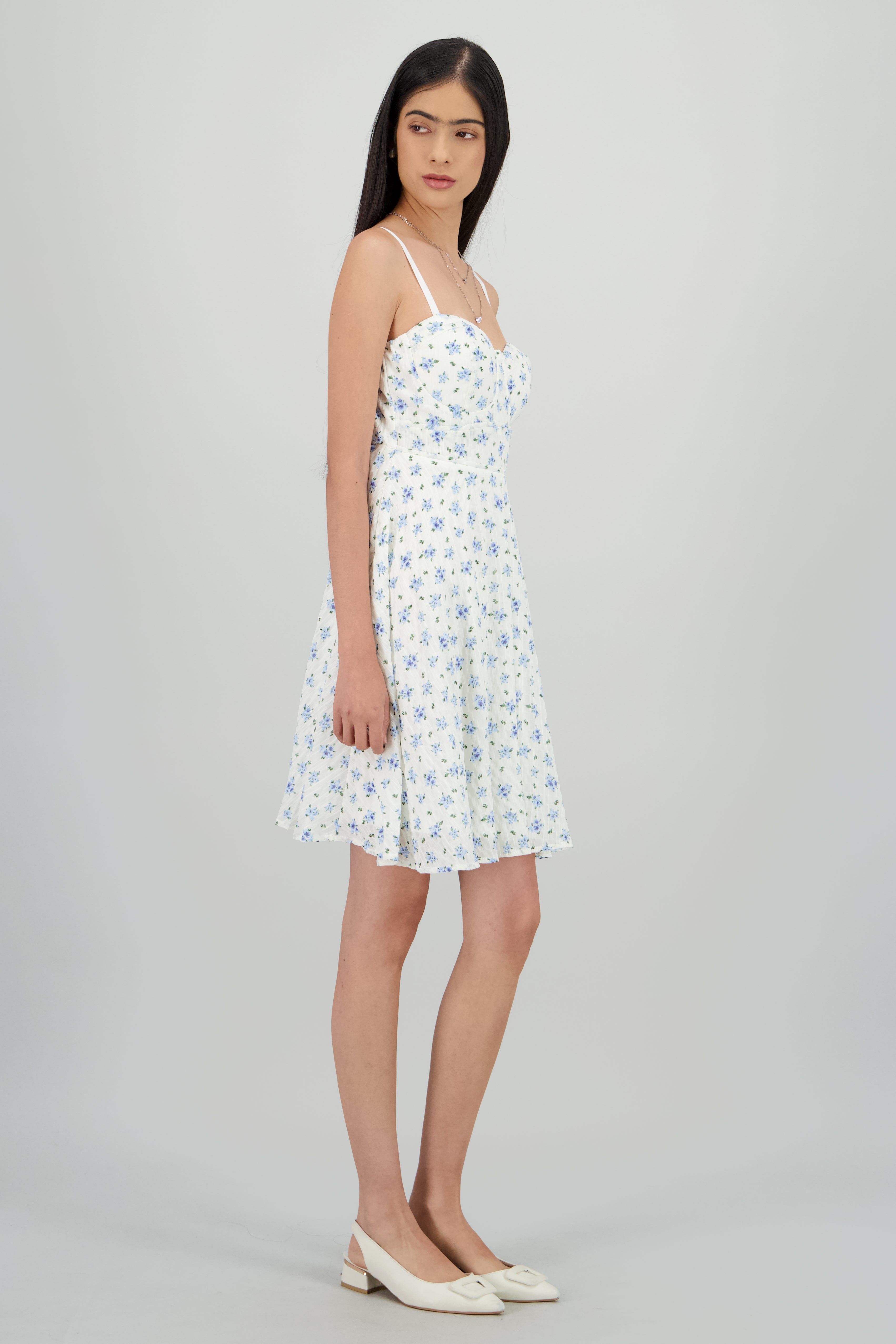 Vestido mini con copas de textura y flores BLANCO COMBO
