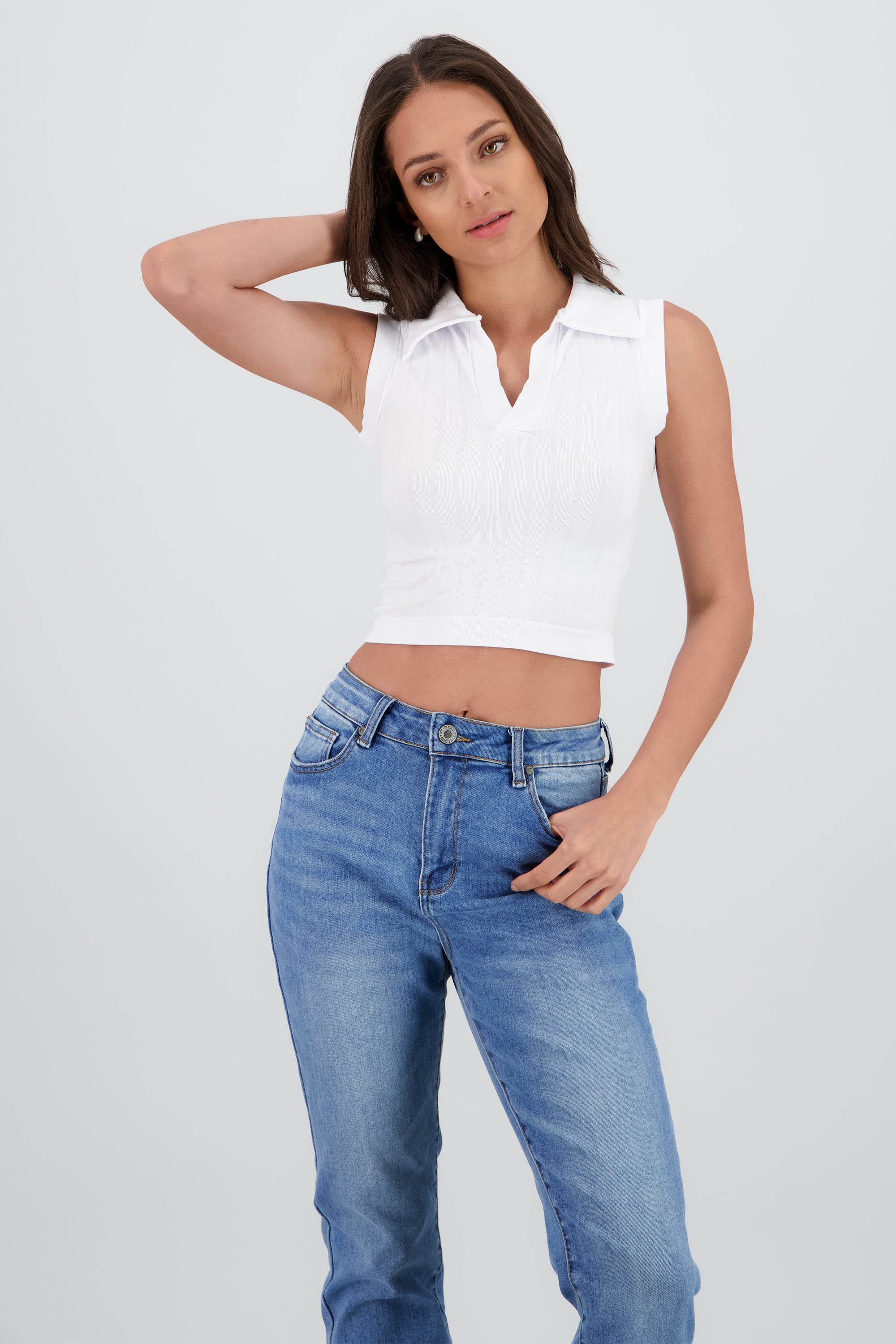 Top sin manga cuello polo seamless BLANCO