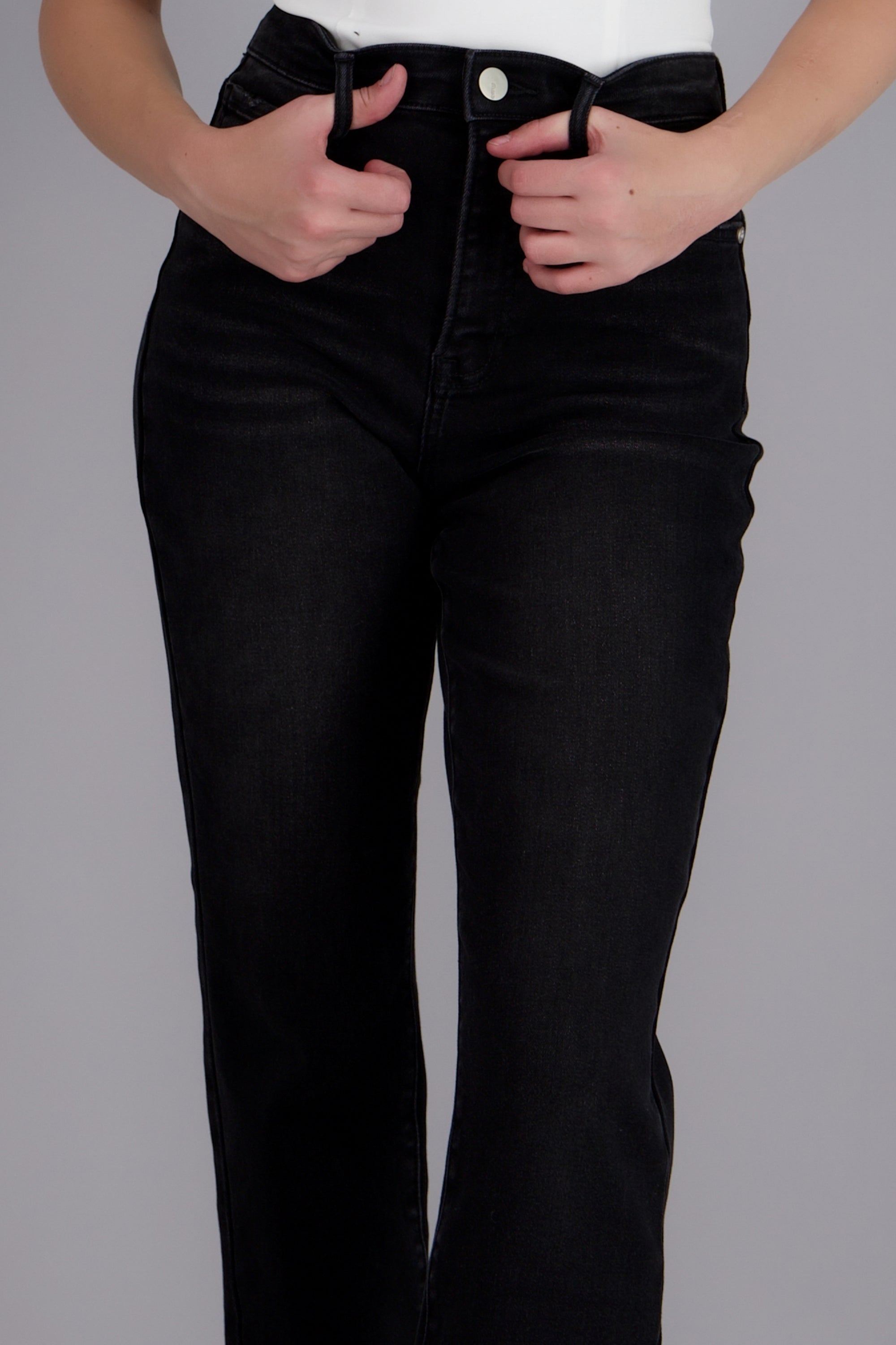 Jeans straight mid rise NEGRO