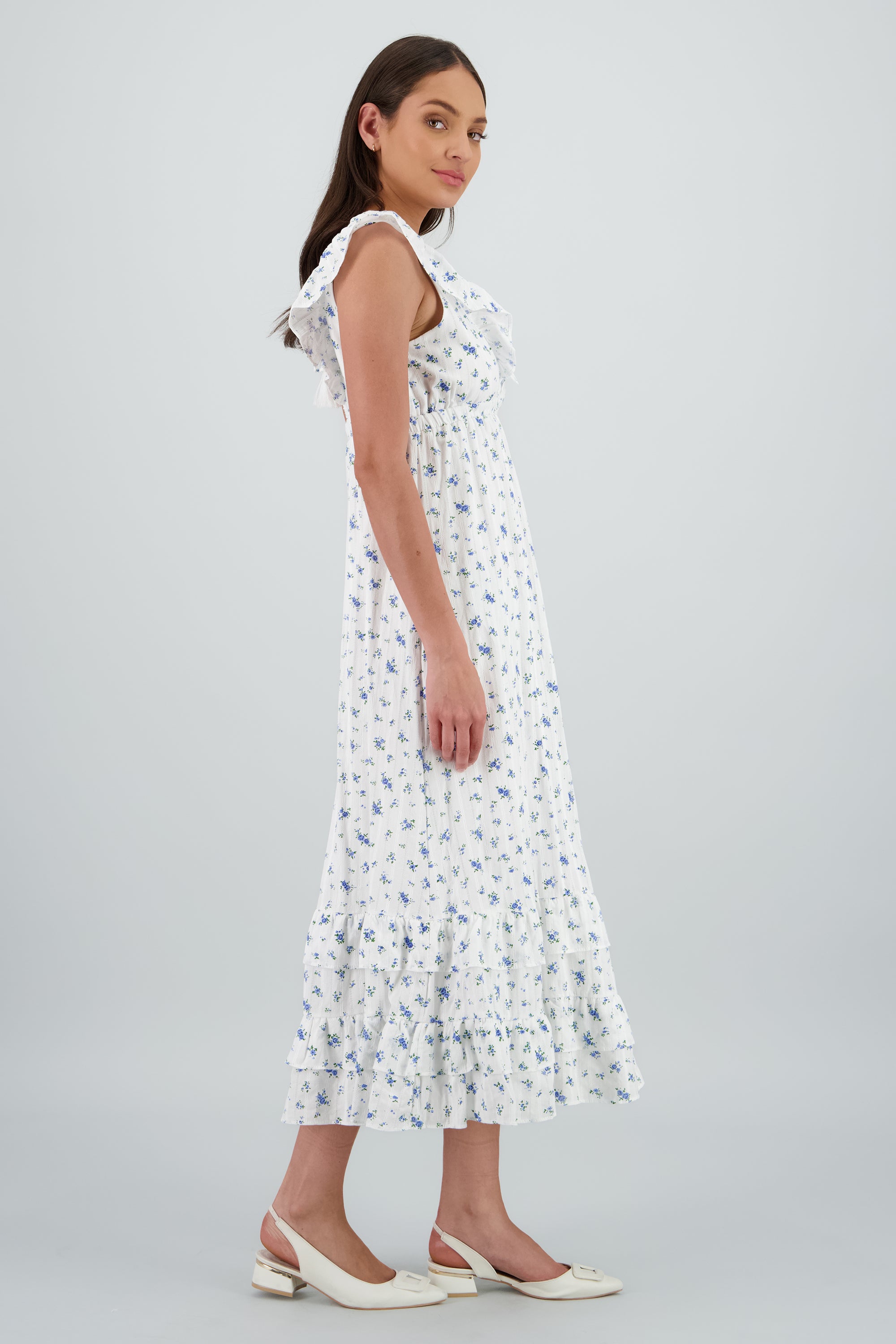 Vestido con escote de olanes de flores BLANCO COMBO