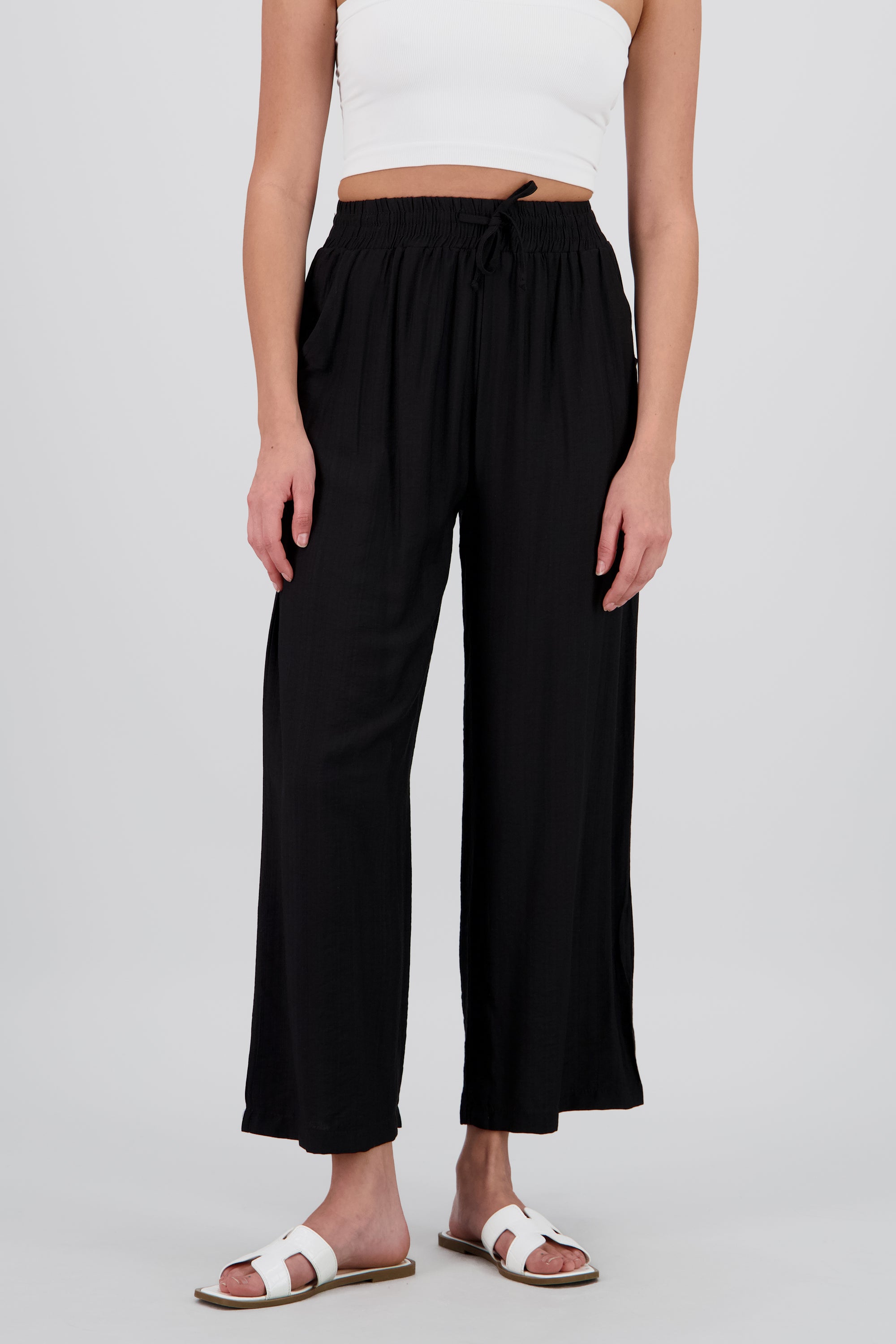 PANTALON AMPLIO NEGRO