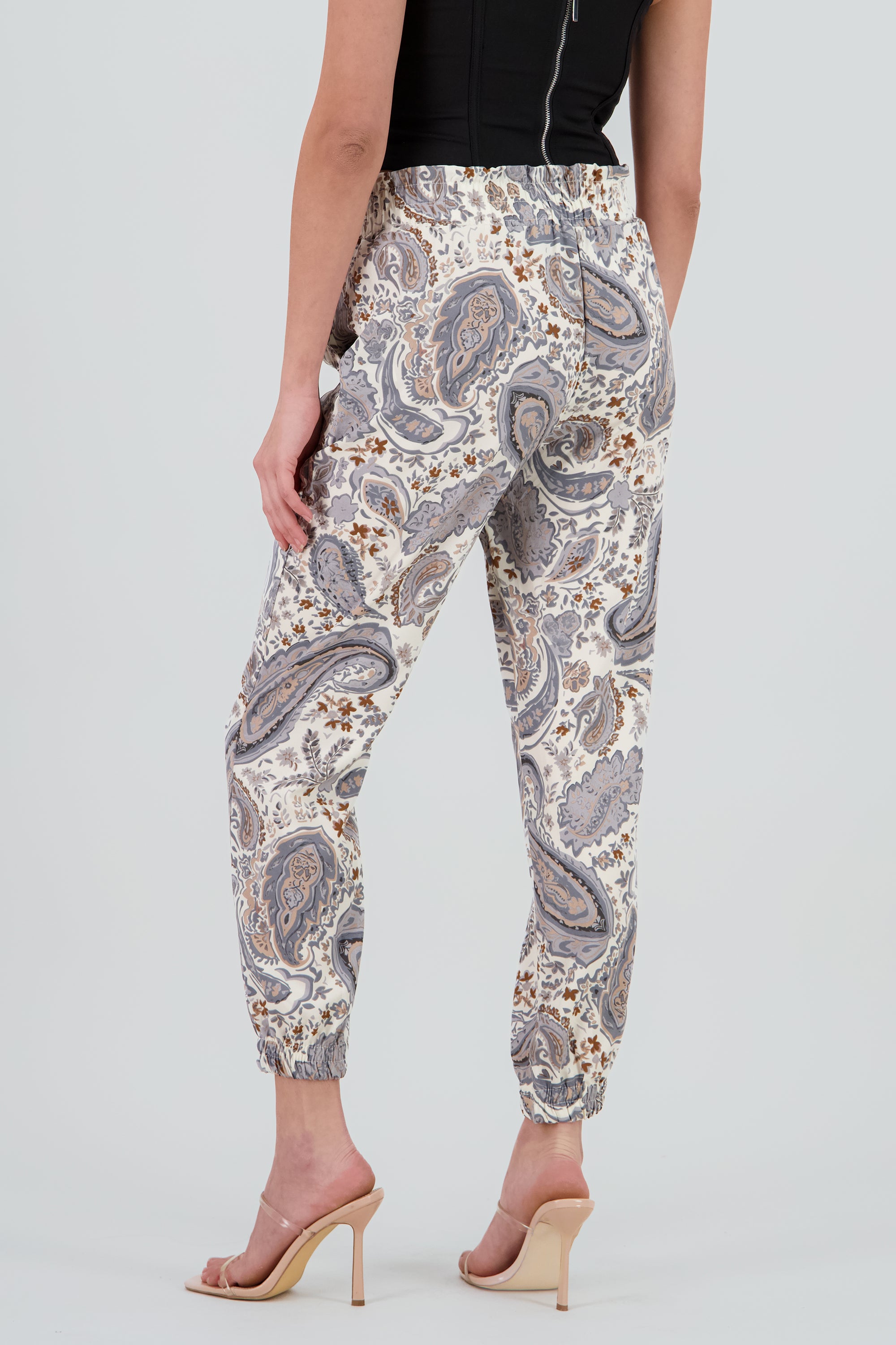 PANTALON ESTAMPADO GRIS COMBO