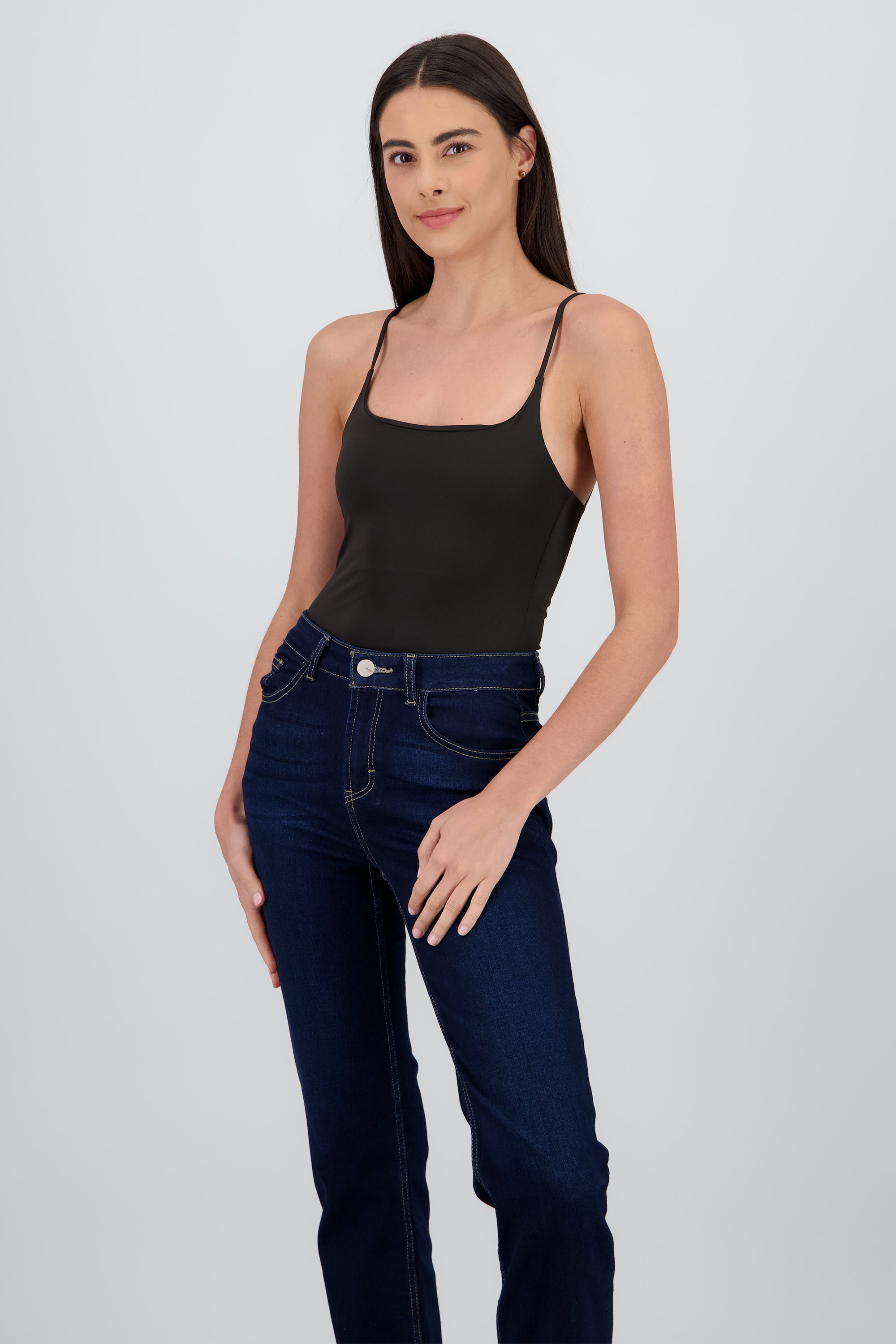 Bodysuit sin manga tirantes delgados liso NEGRO