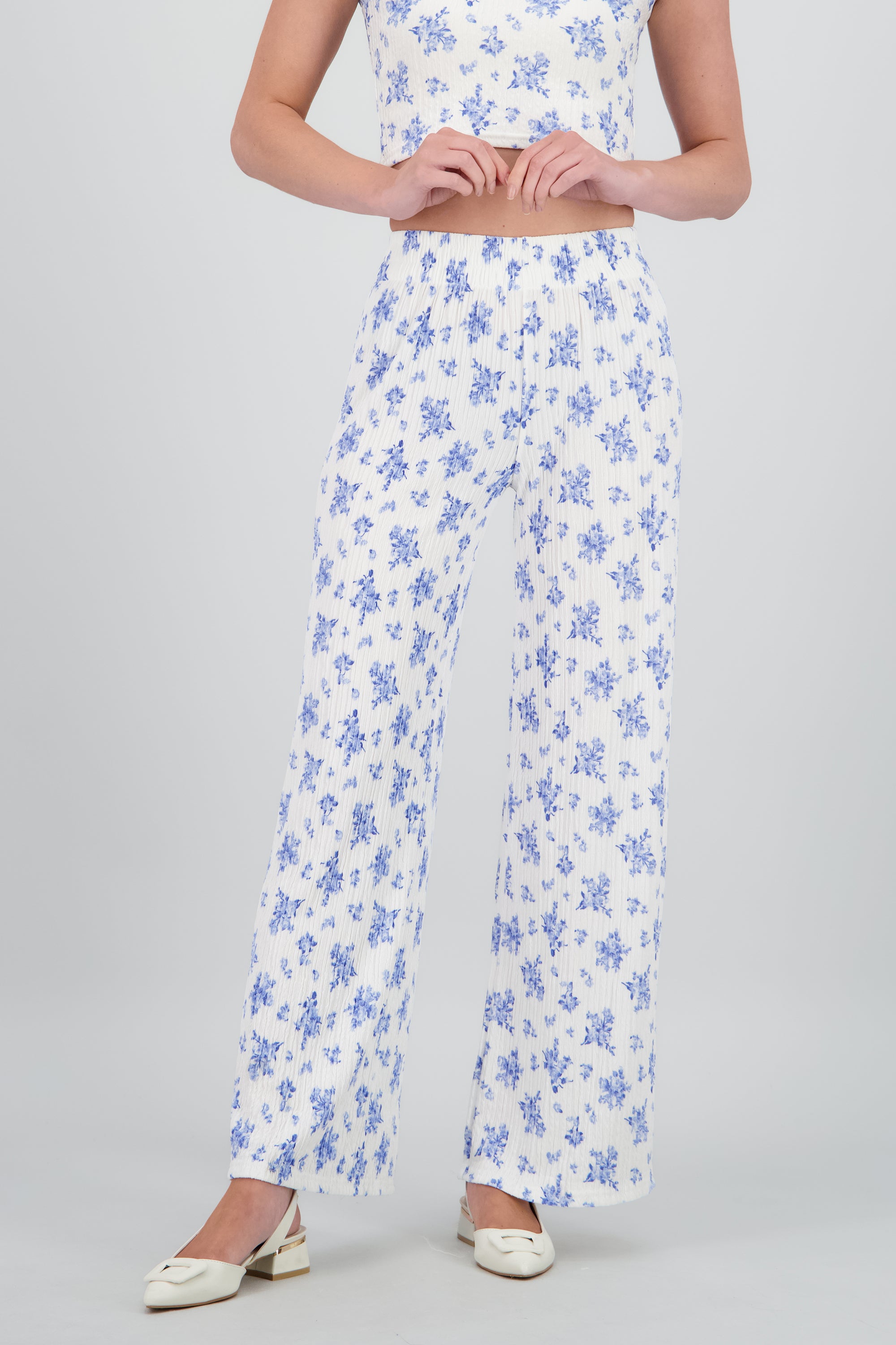 Pantalon amplio textura y flores BLANCO COMBO