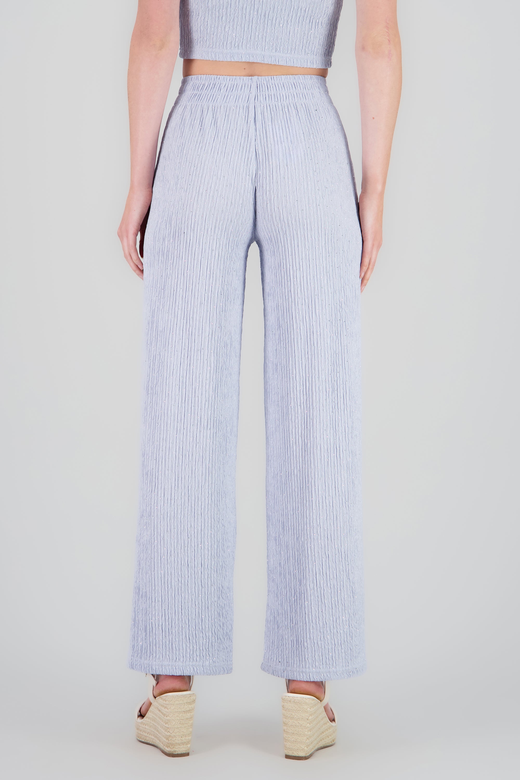 Pantalon fluido textura brillos AZUL PASTEL