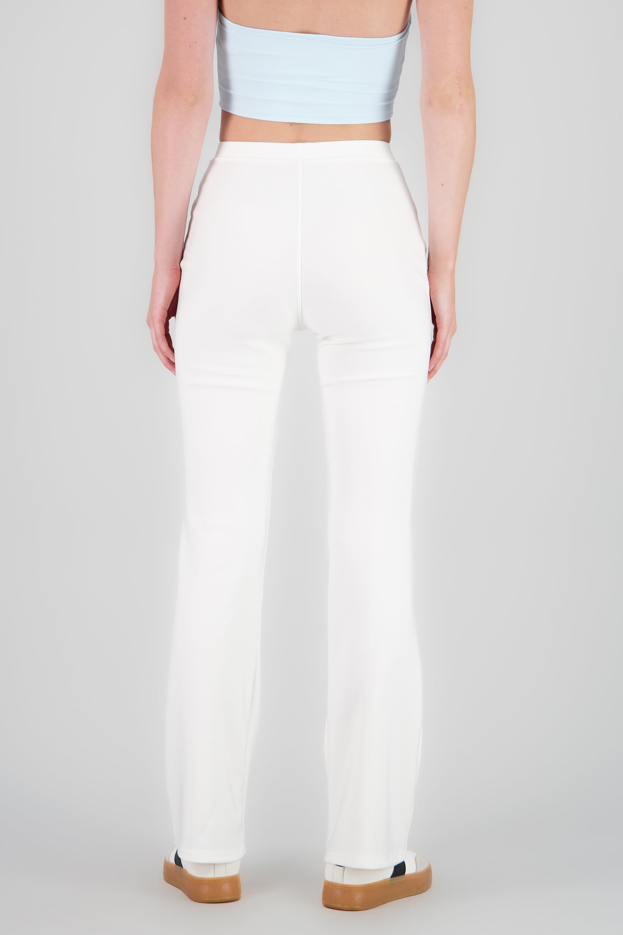 Pantalon flare con costruras BLANCO