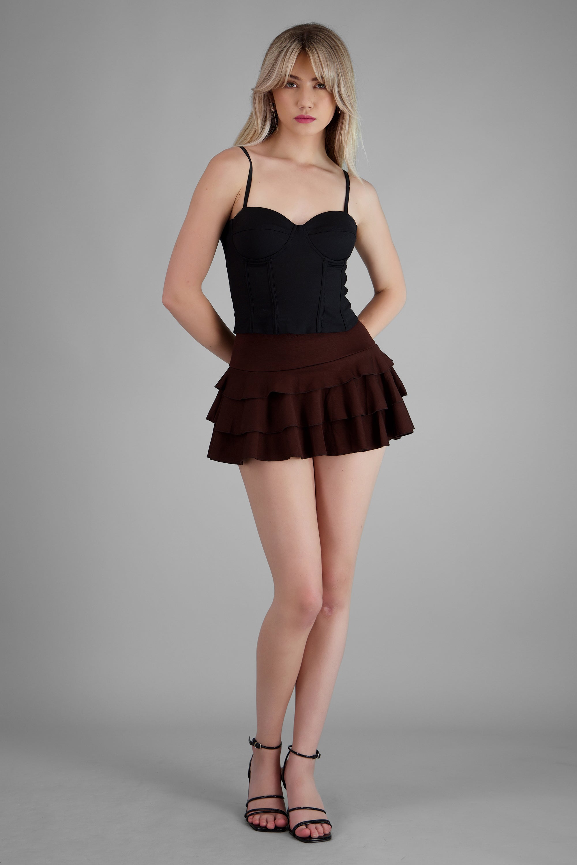 Falda short tres olanes CAFE